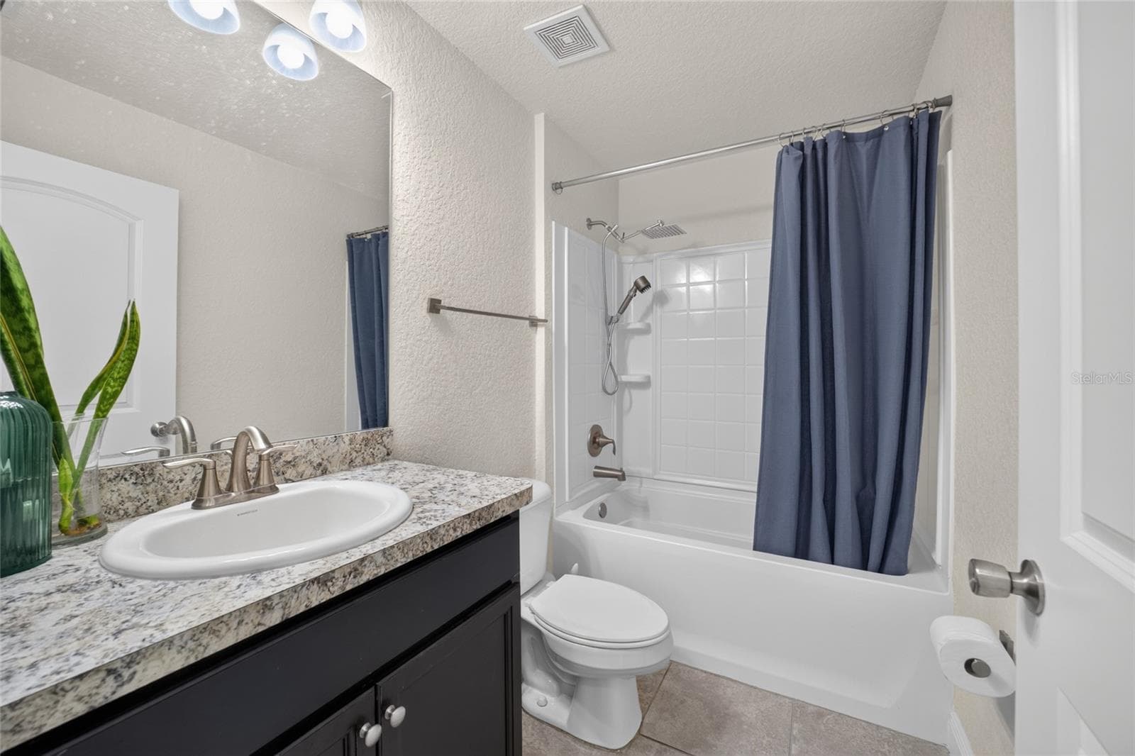 Single Family Residence at 495 W SHAKESPEARE DR, BEVERLY HILLS, photo 70 of 76