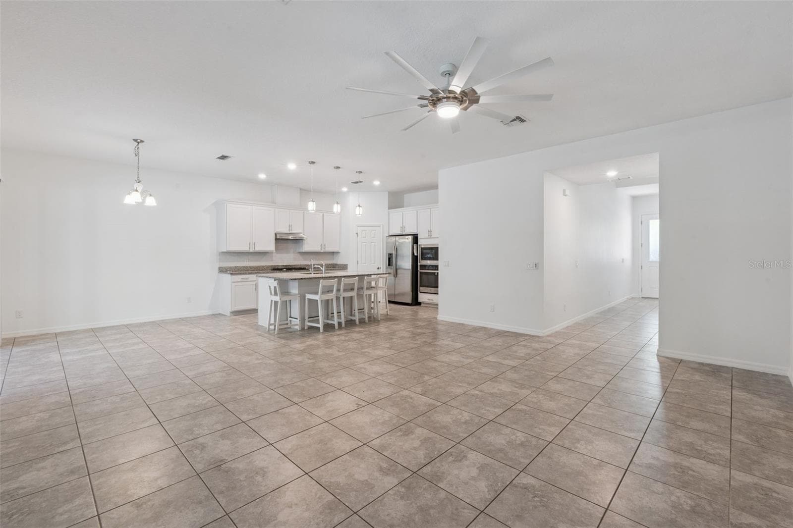 Single Family Residence at 2265 EMERALD SPRINGS DR, APOPKA, photo 5 of 48