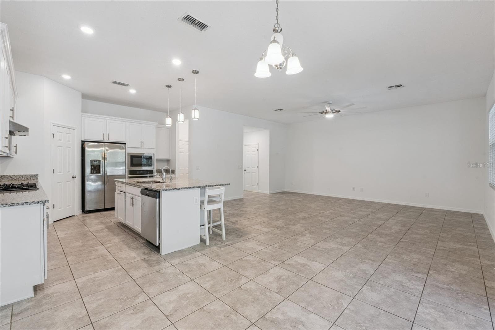 Single Family Residence at 2265 EMERALD SPRINGS DR, APOPKA, photo 7 of 48