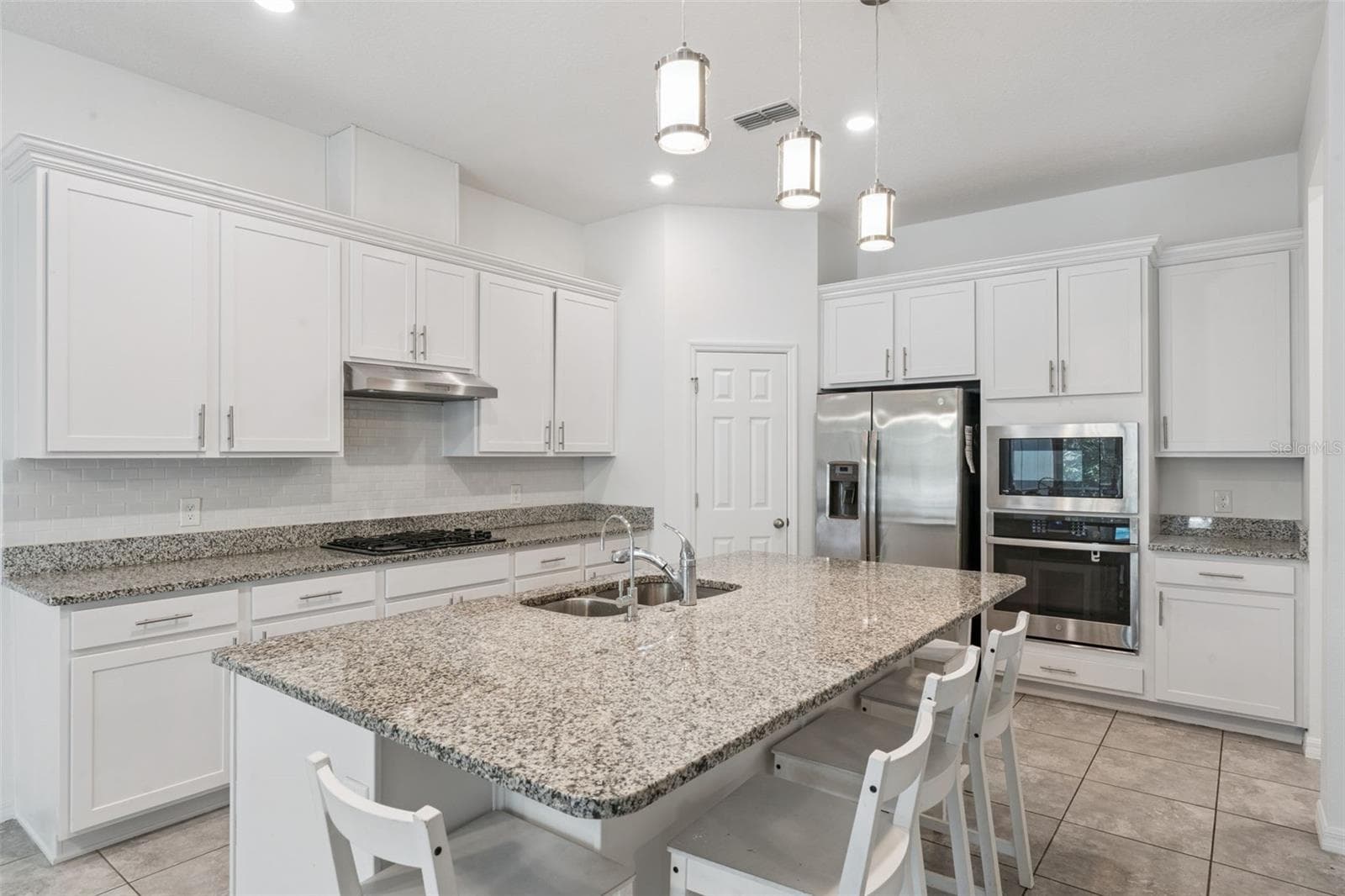 Single Family Residence at 2265 EMERALD SPRINGS DR, APOPKA, photo 9 of 48