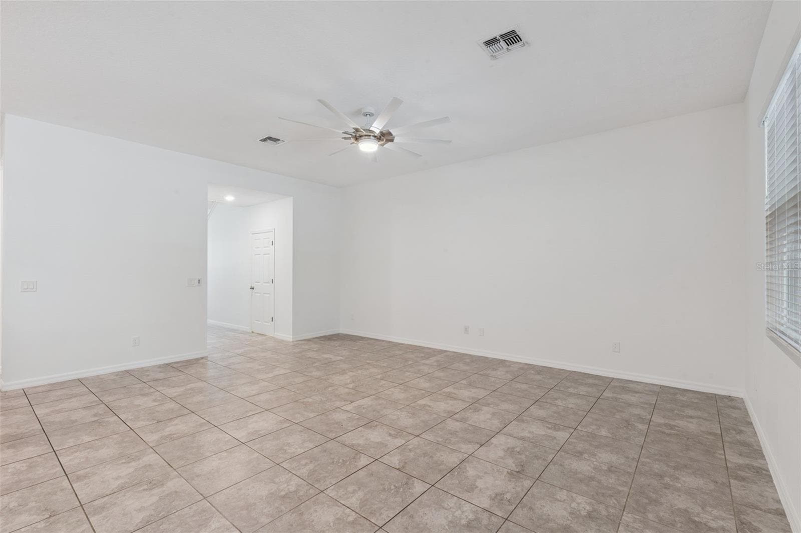 Single Family Residence at 2265 EMERALD SPRINGS DR, APOPKA, photo 11 of 48