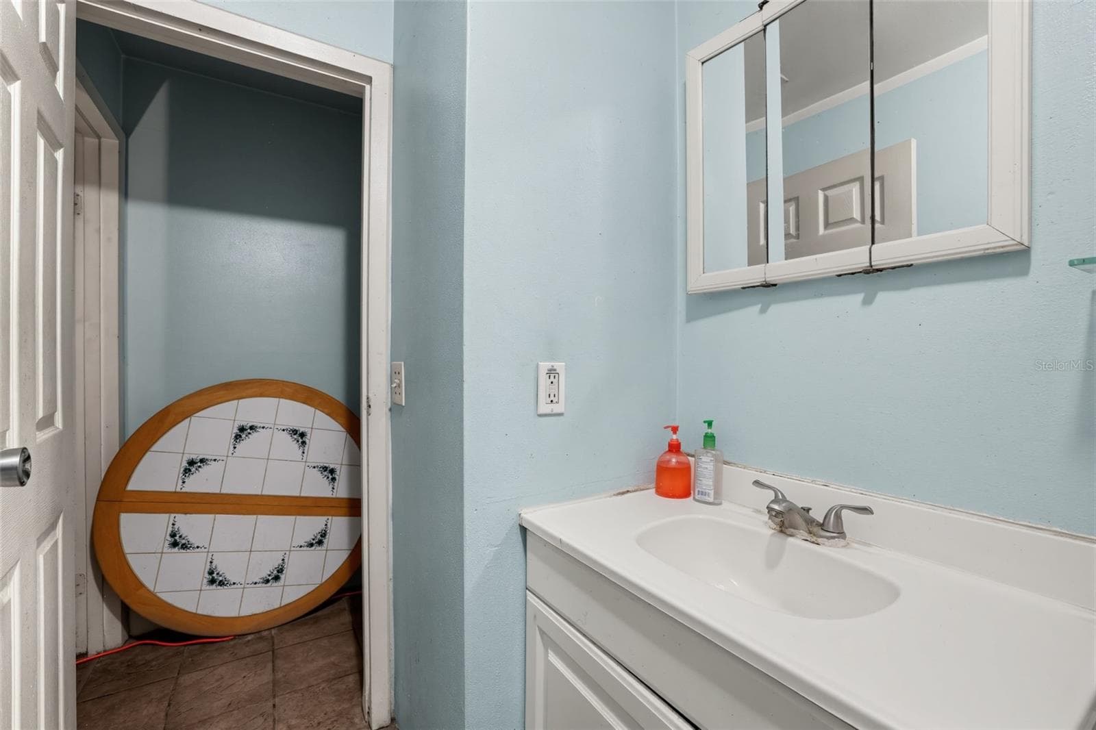 Condominium at 2501 HARN BLVD #J12, CLEARWATER, photo 13 of 23