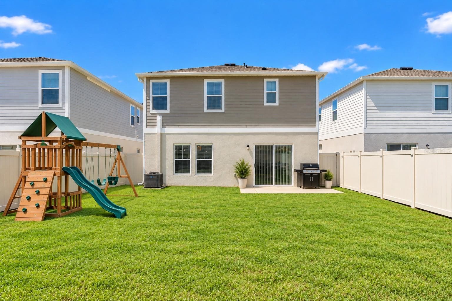 Backyard - 7580 FREESIA TRCE, WESLEY CHAPEL
