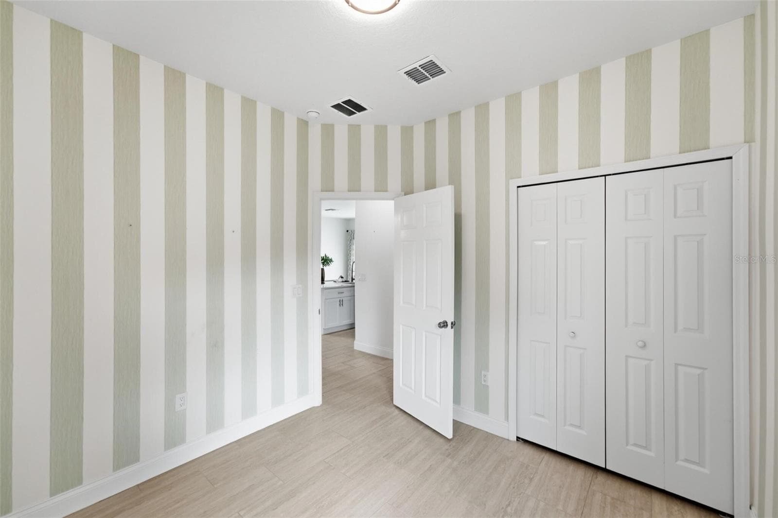 Single Family Residence at 5401 OLD CHENEY HWY, ORLANDO, photo 21 of 28