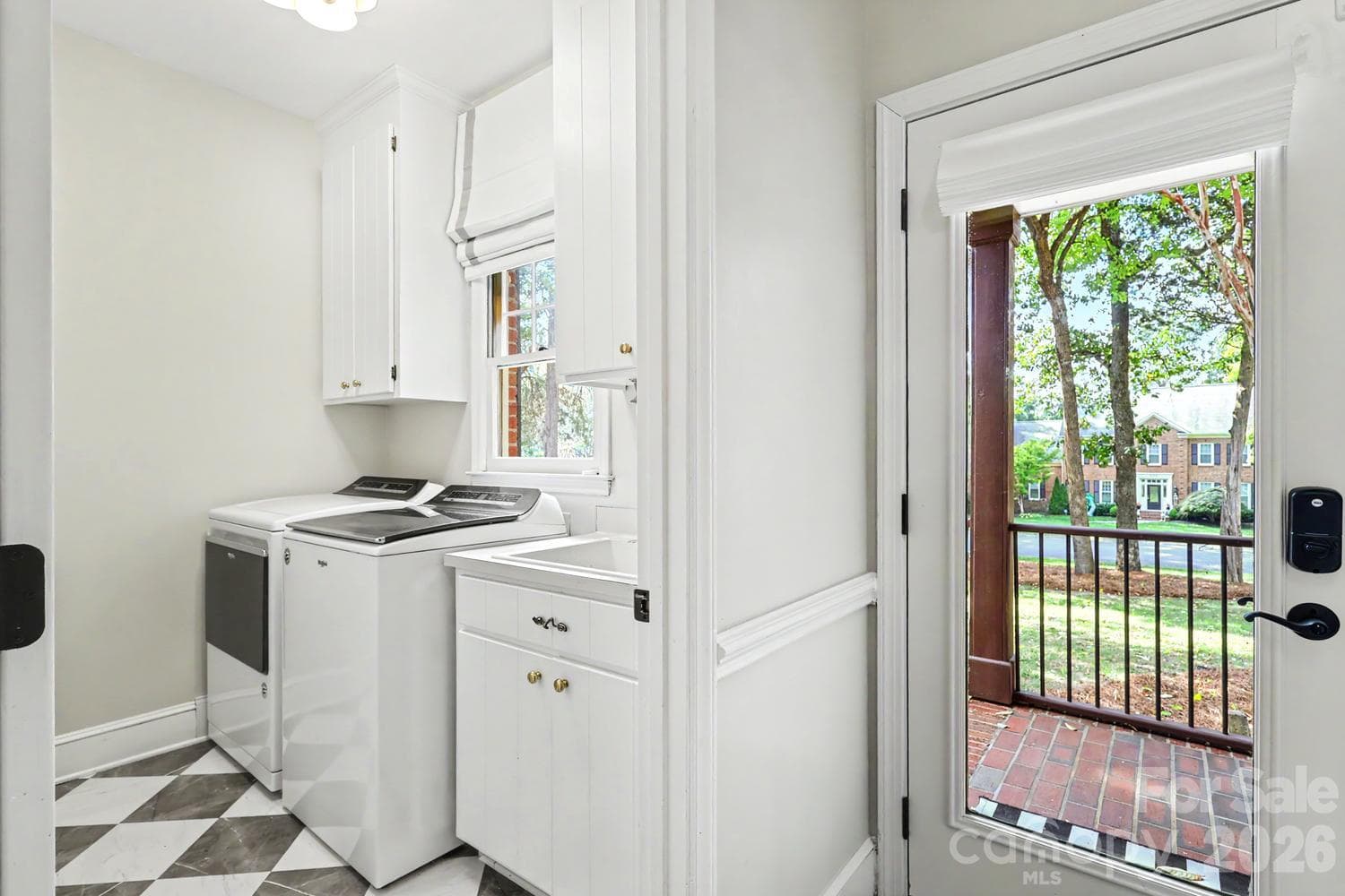 Laundry and mud room - 5515 McCallum Court, Charlotte