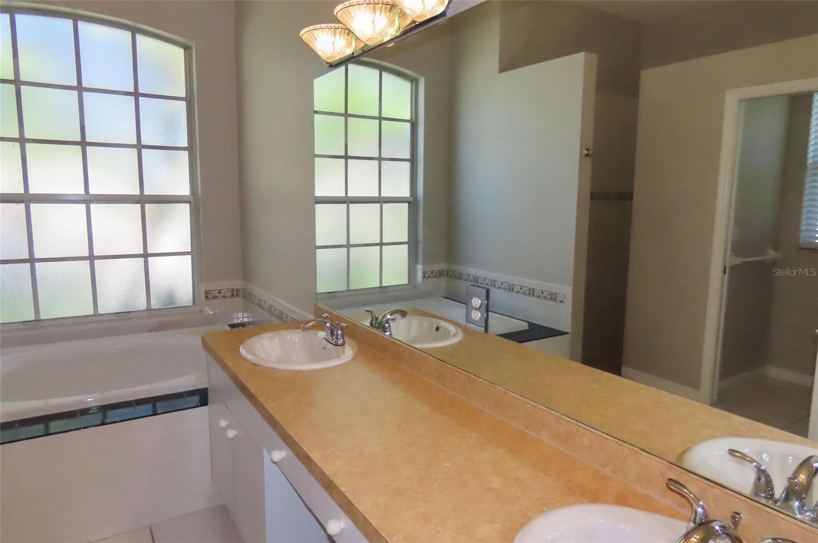 Single Family Residence at 1801 MAPLELEAF BLVD, OLDSMAR, photo 24 of 67