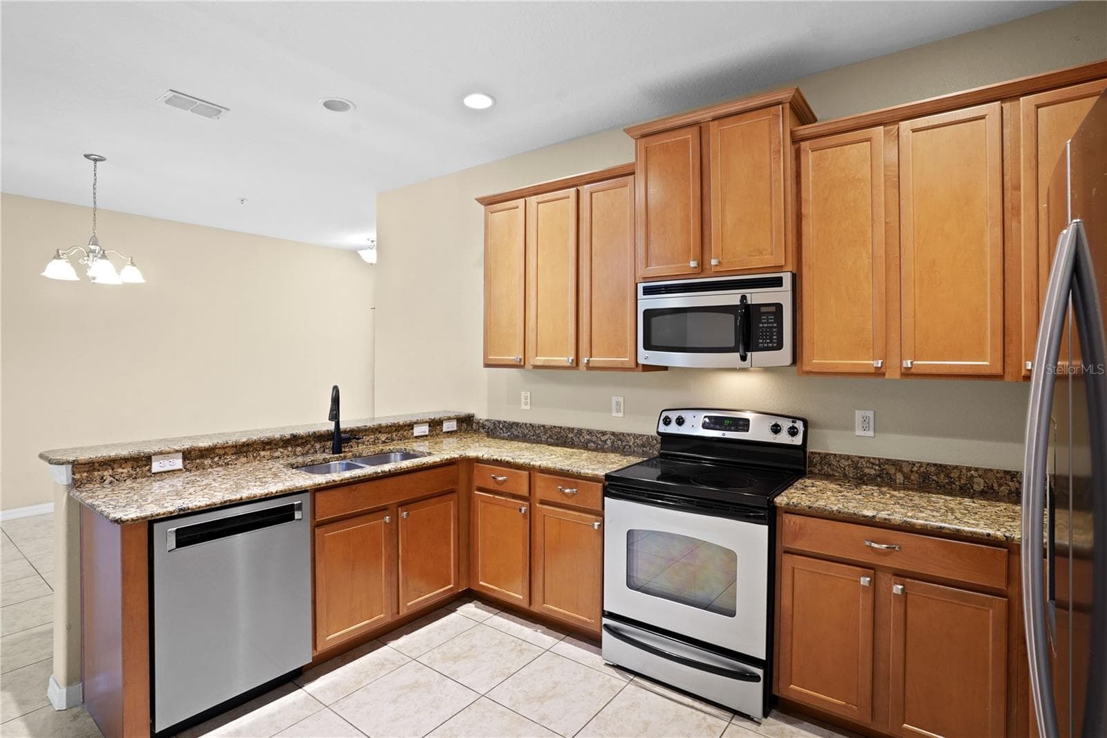 Townhouse at 3967 OAKINGTON PL, LONGWOOD, photo 9 of 37