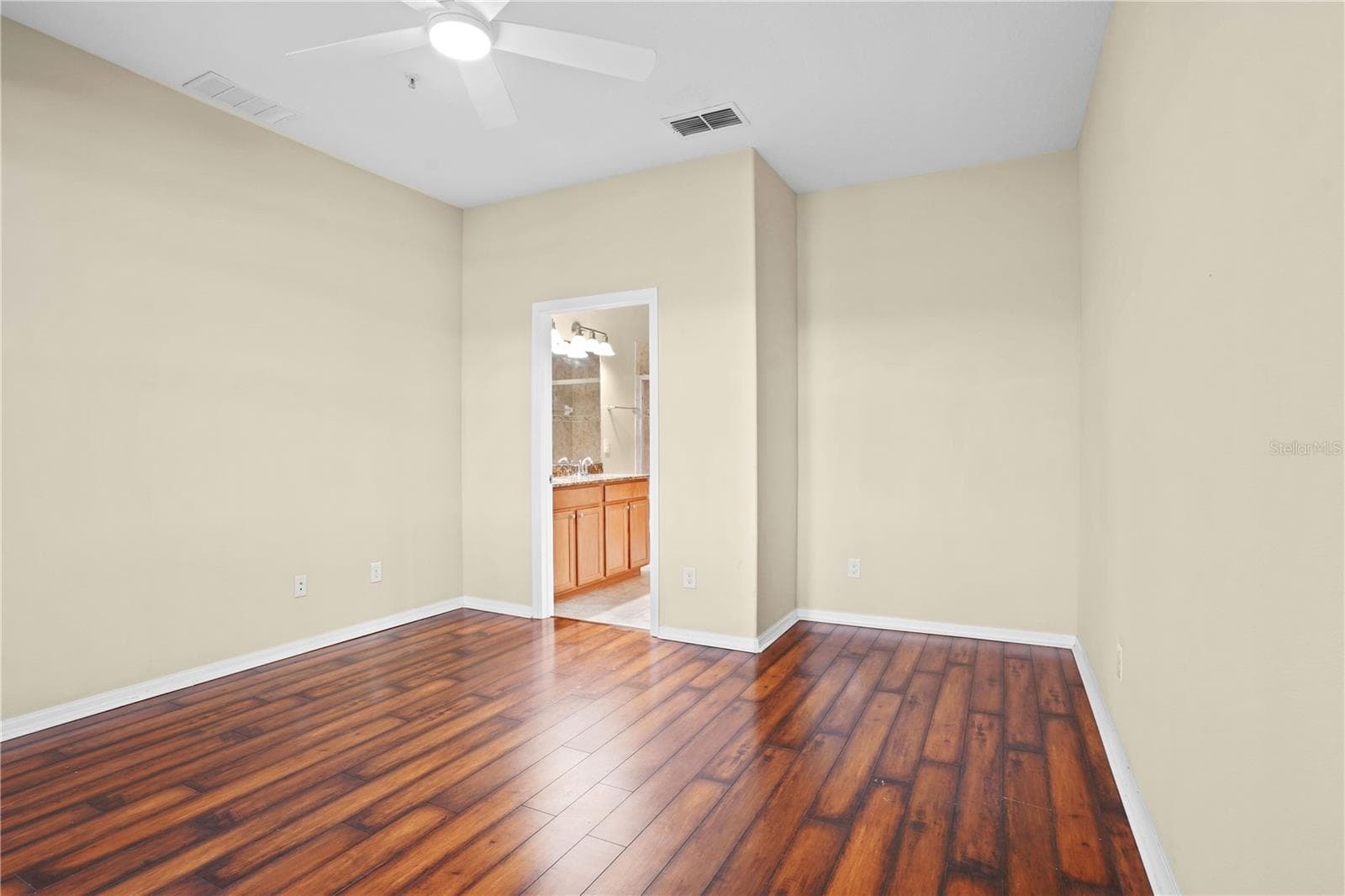Townhouse at 3967 OAKINGTON PL, LONGWOOD, photo 16 of 37