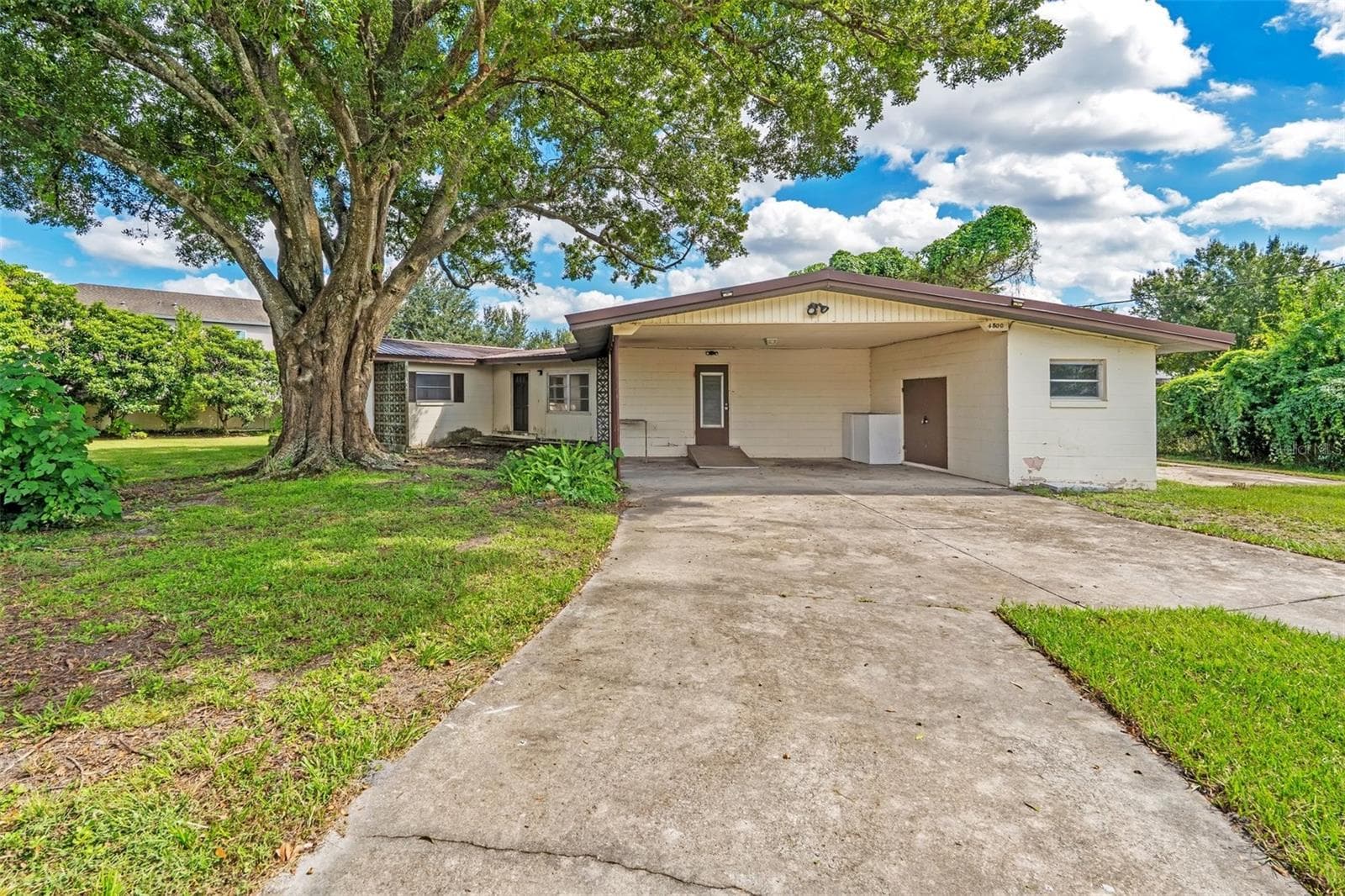 Single Family Residence at 4800 BEACH BLVD, ORLANDO, photo 2 of 34