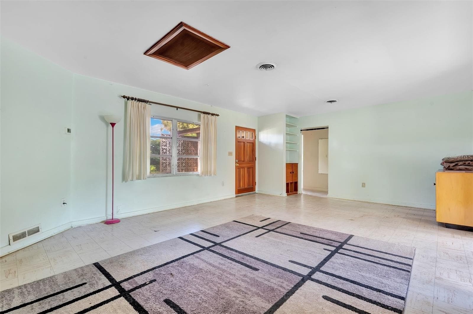 Single Family Residence at 4800 BEACH BLVD, ORLANDO, photo 6 of 34