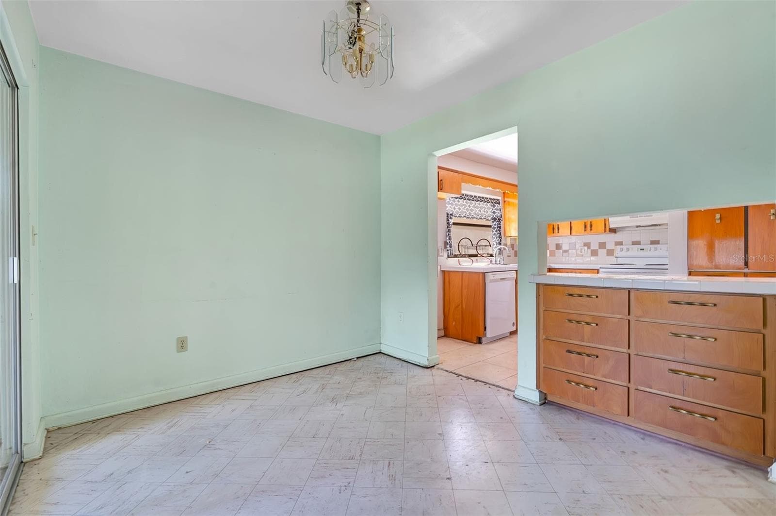 Single Family Residence at 4800 BEACH BLVD, ORLANDO, photo 7 of 34