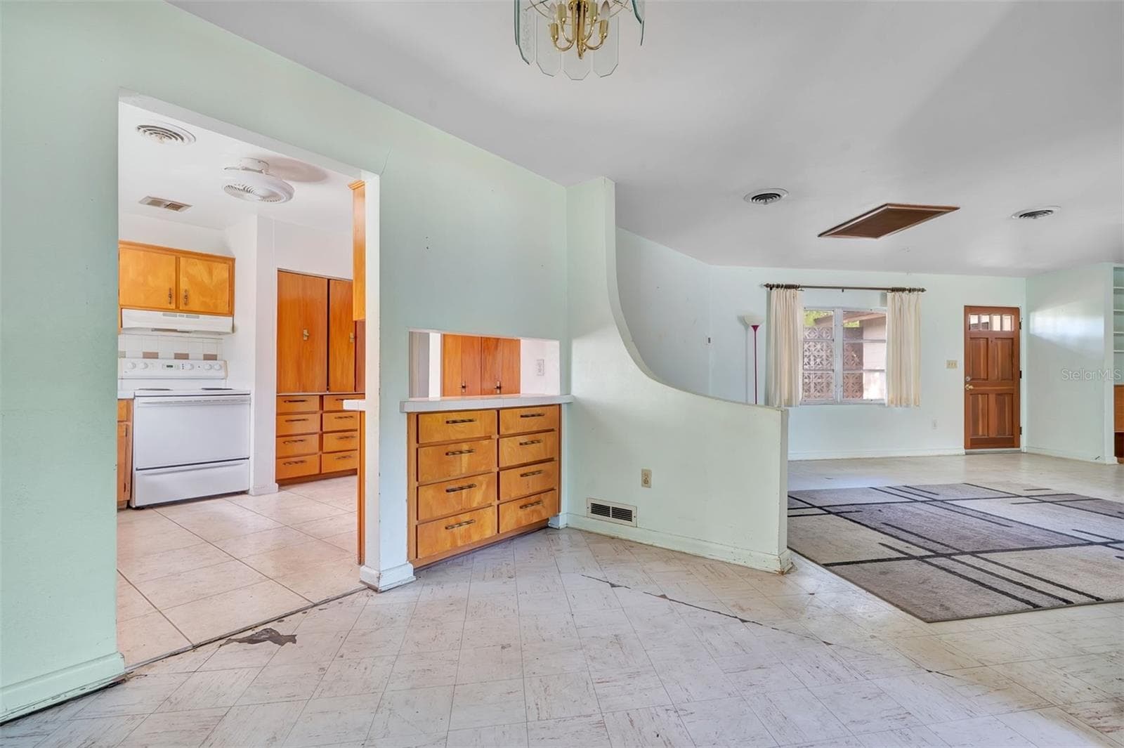 Single Family Residence at 4800 BEACH BLVD, ORLANDO, photo 8 of 34