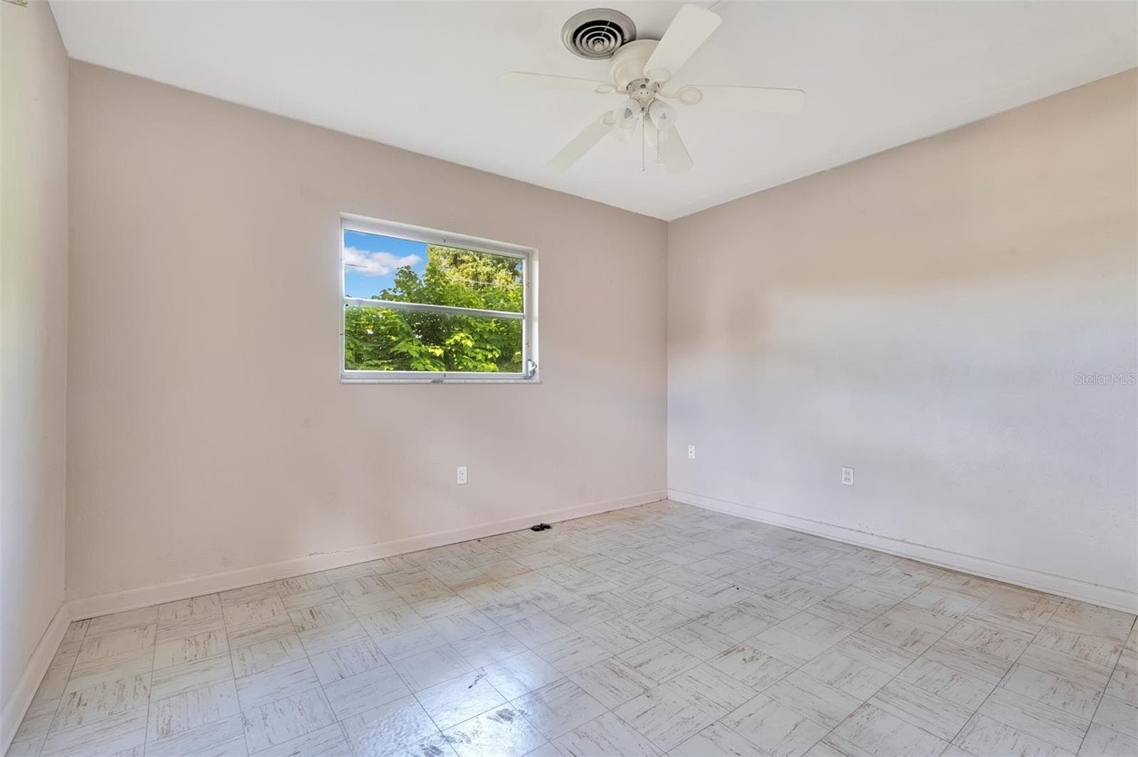 Single Family Residence at 4800 BEACH BLVD, ORLANDO, photo 17 of 34