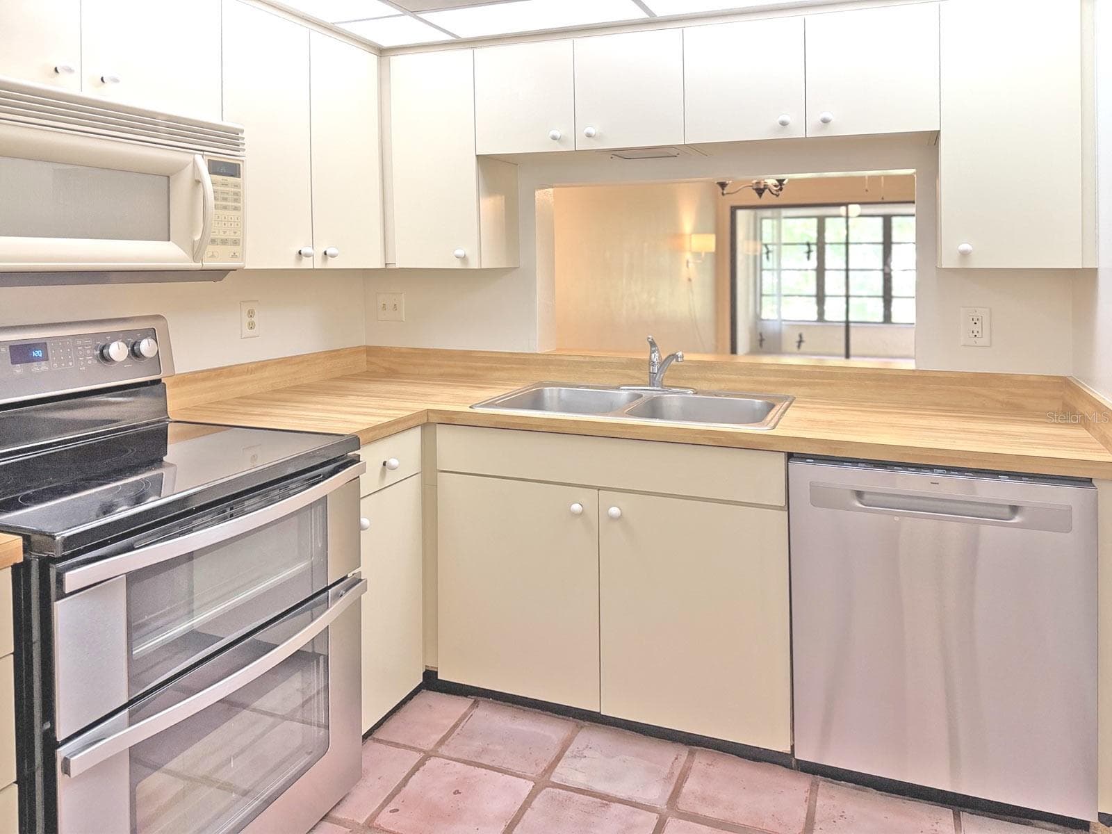 Condominium at 3034 EASTLAND BLVD #D202, CLEARWATER, photo 5 of 27