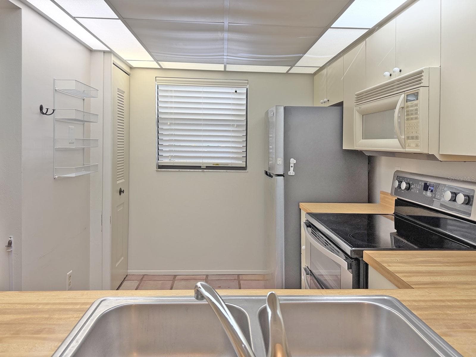 Condominium at 3034 EASTLAND BLVD #D202, CLEARWATER, photo 7 of 27