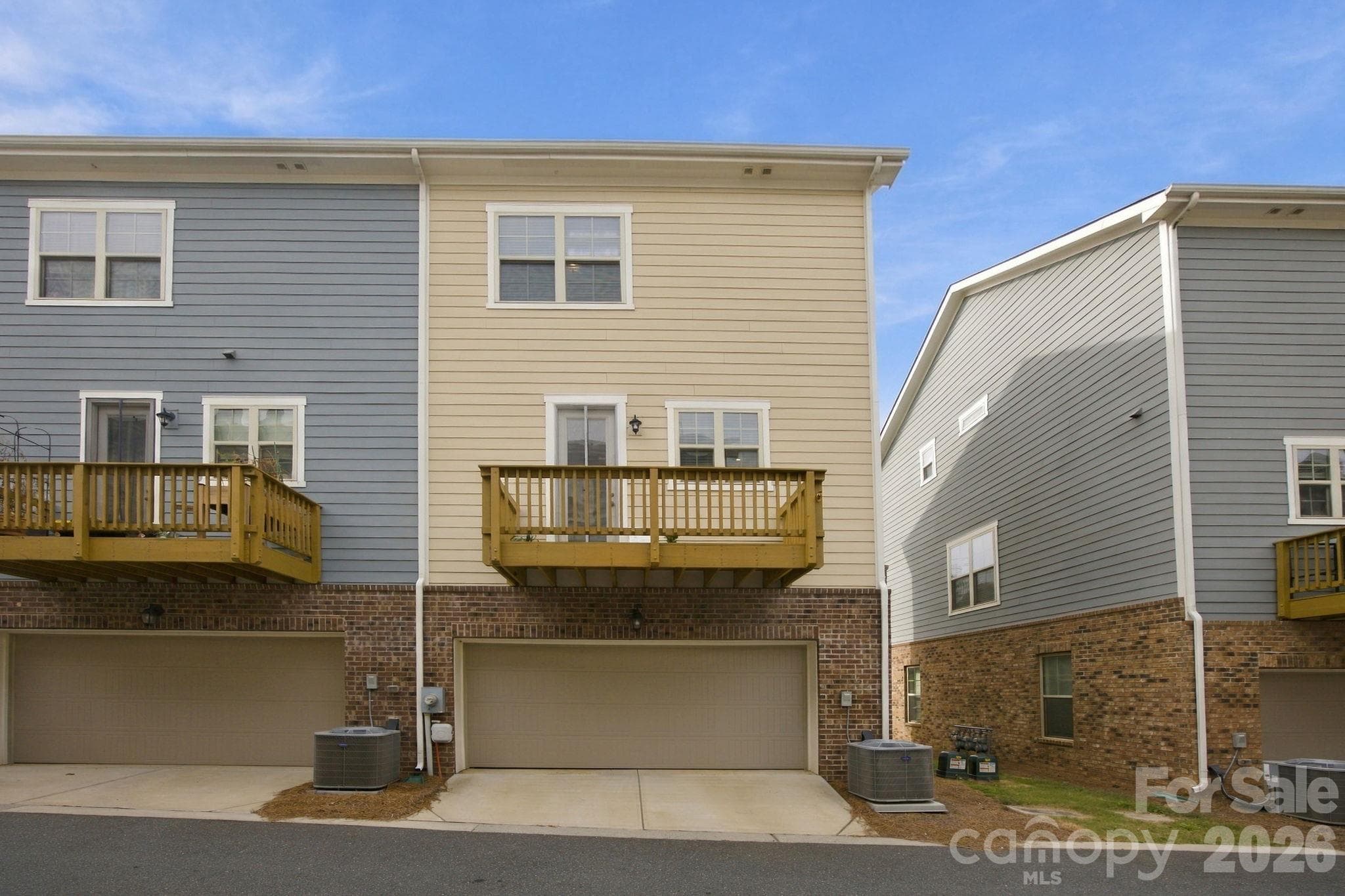 Townhouse at 1021 Doveridge Street, Charlotte, photo 23 of 32