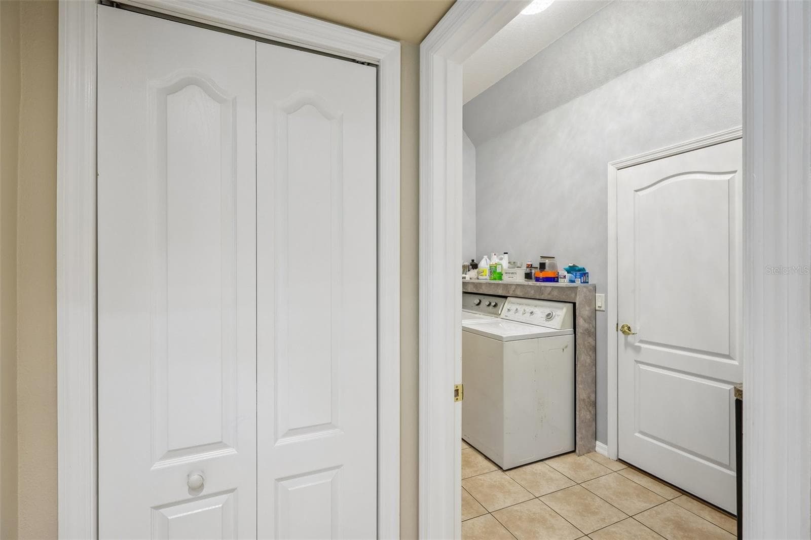 Single Family Residence at 18933 BLACK GUM CT, HUDSON, photo 24 of 34