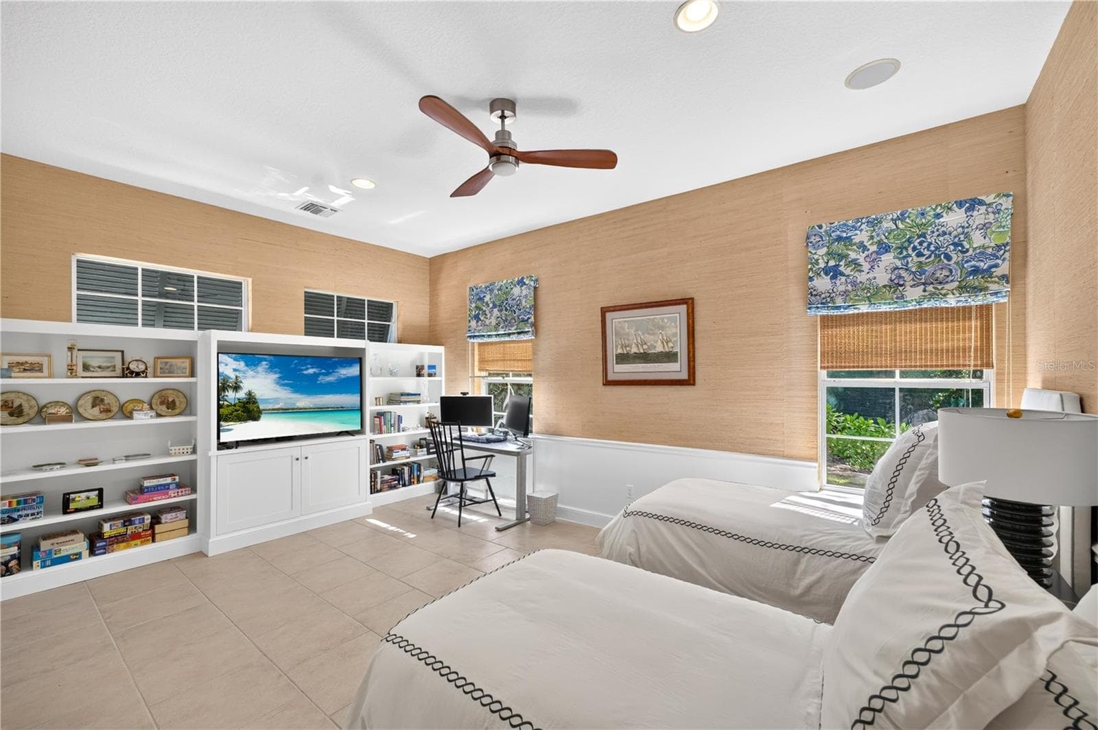 Single Family Residence at 2071 INDIAN SUMMER LN, VERO BEACH, photo 14 of 25