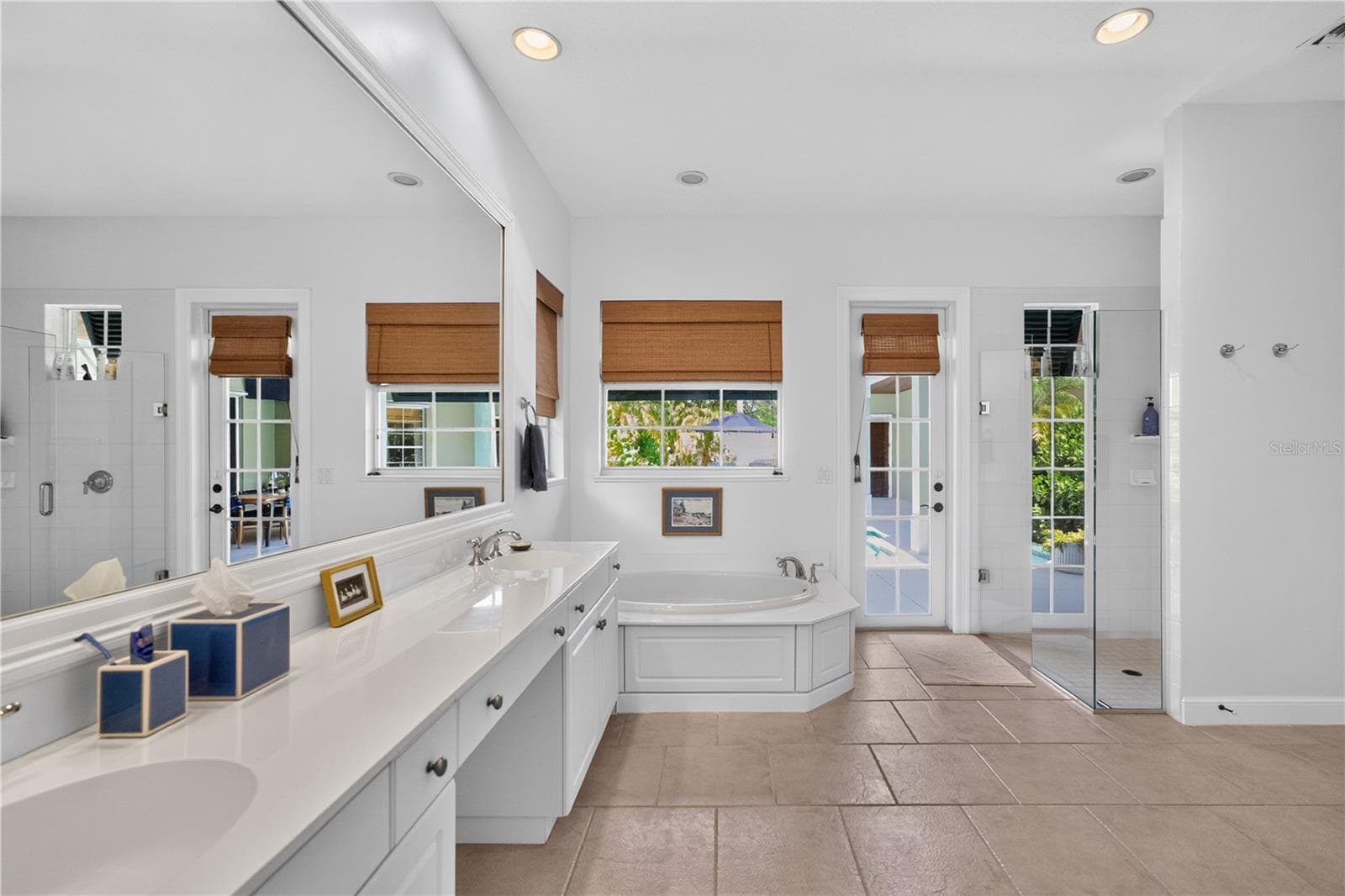 Single Family Residence at 2071 INDIAN SUMMER LN, VERO BEACH, photo 18 of 25