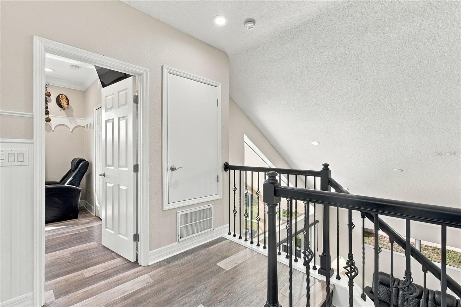 Single Family Residence at 12227 OAK RAMBLE DR, SPRING HILL, photo 47 of 70