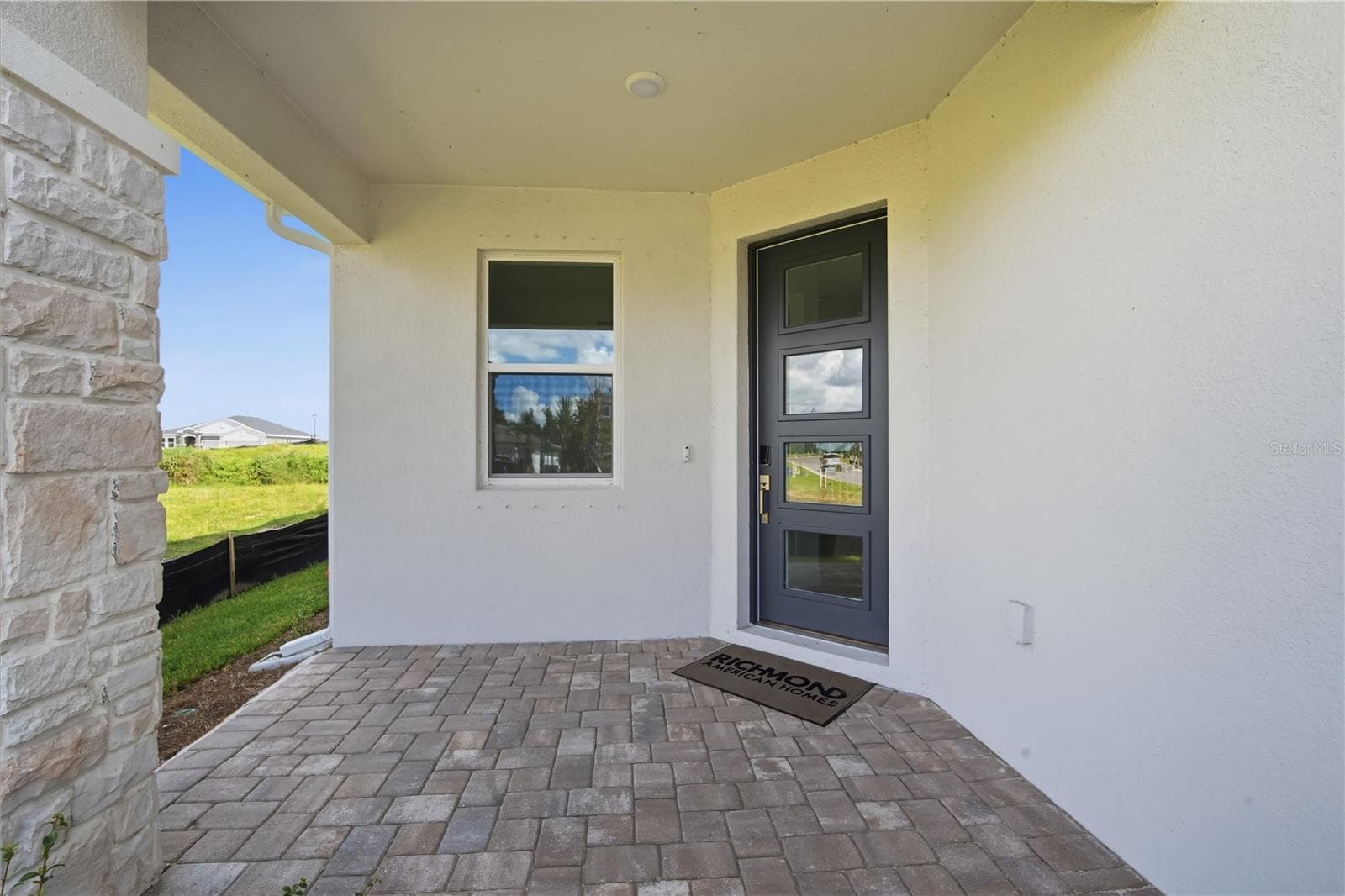Single Family Residence at 2012 HAMMOCK TRACE DR, PARRISH, photo 8 of 41