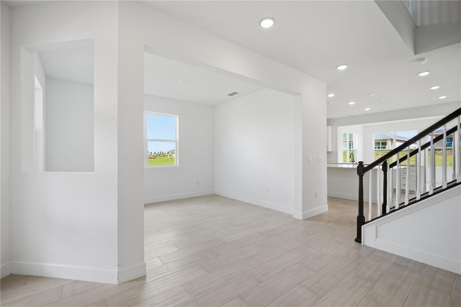 Single Family Residence at 2012 HAMMOCK TRACE DR, PARRISH, photo 10 of 41