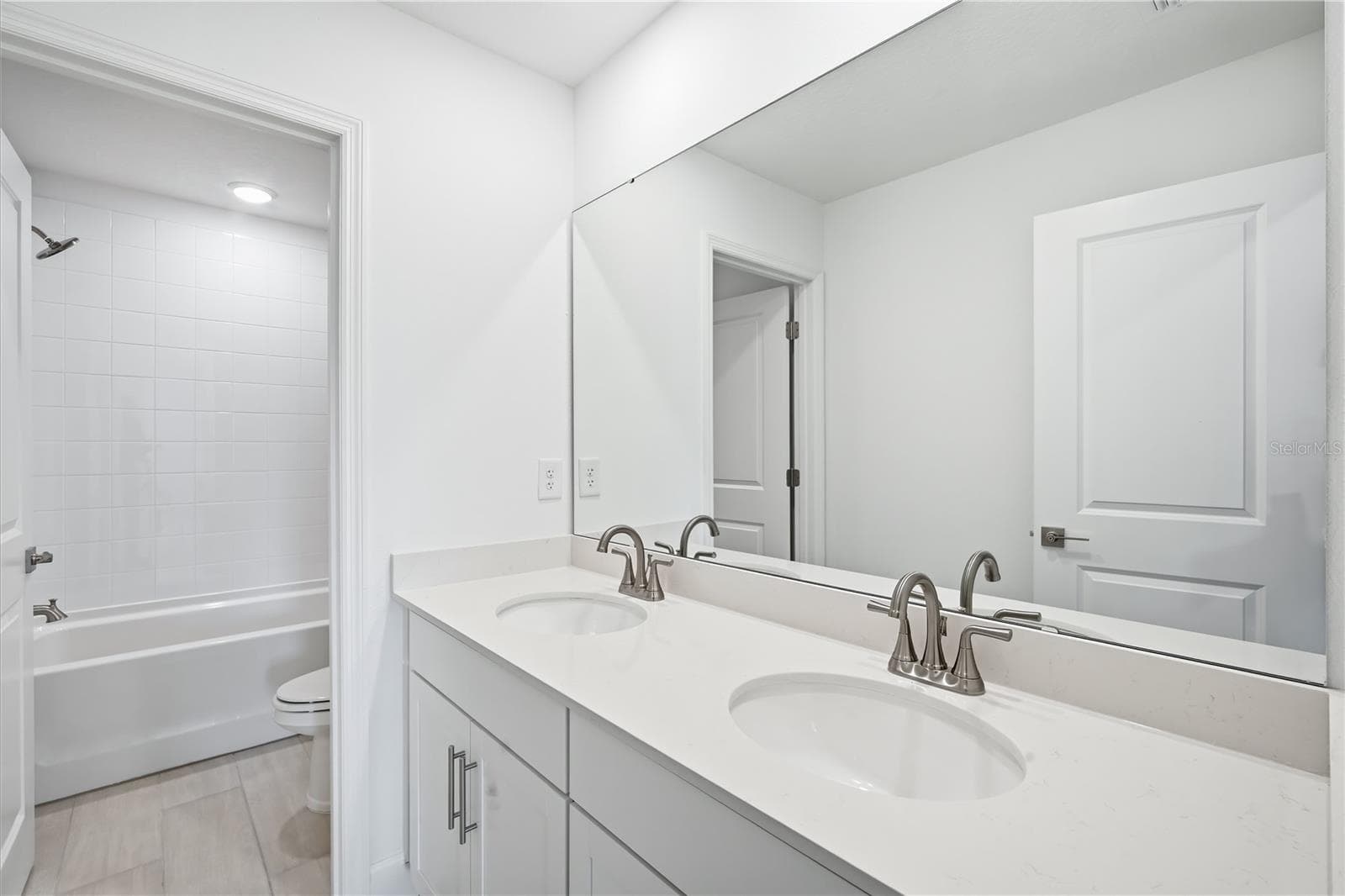Single Family Residence at 2012 HAMMOCK TRACE DR, PARRISH, photo 32 of 41