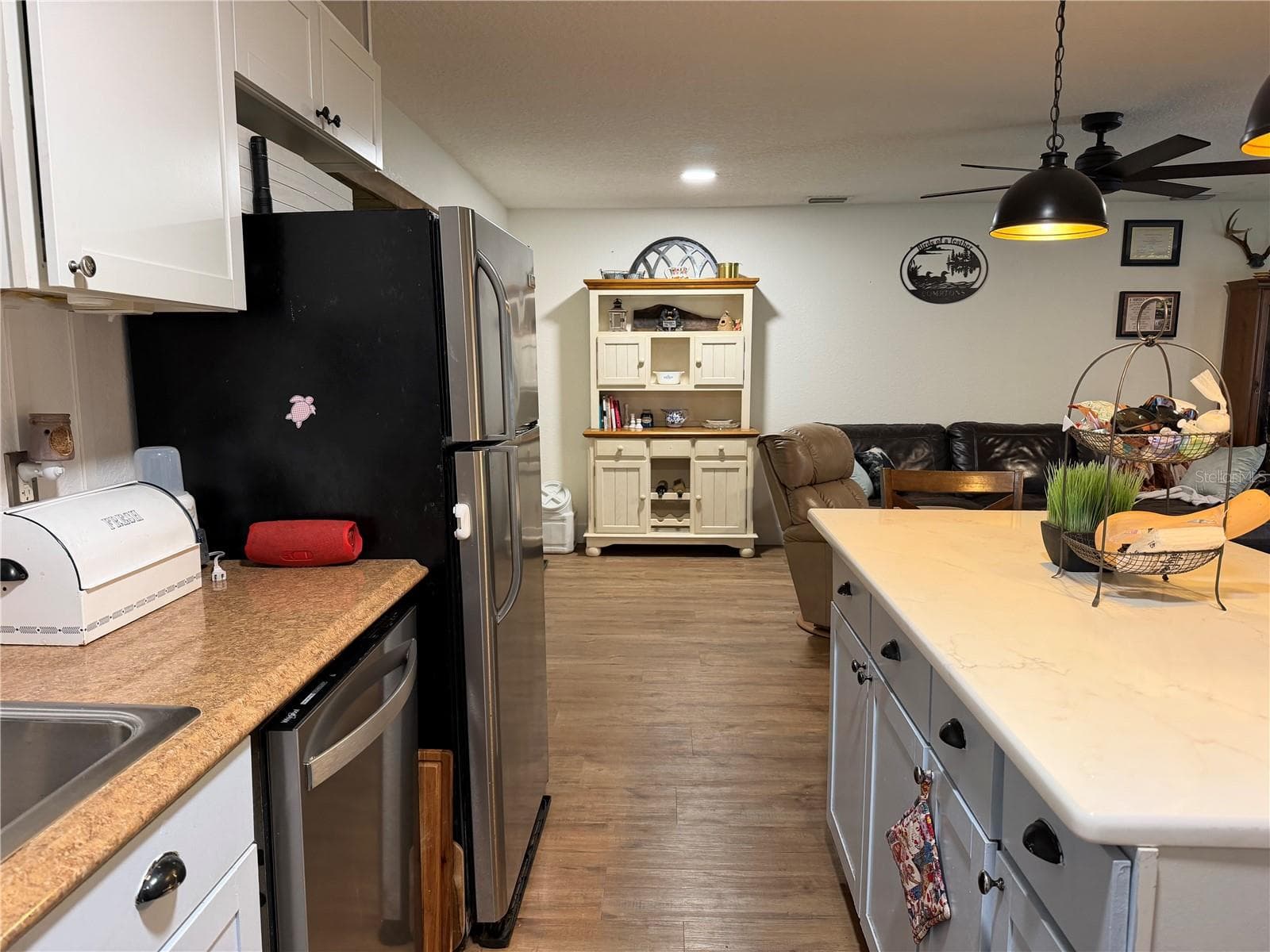 Single Family Residence at 525 OLD DIXIE LN, OAK HILL, photo 12 of 45