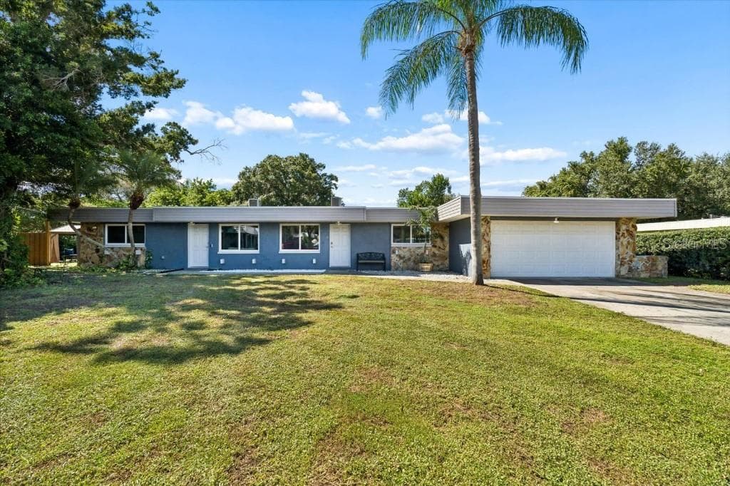 3301 SHERWOOD DR