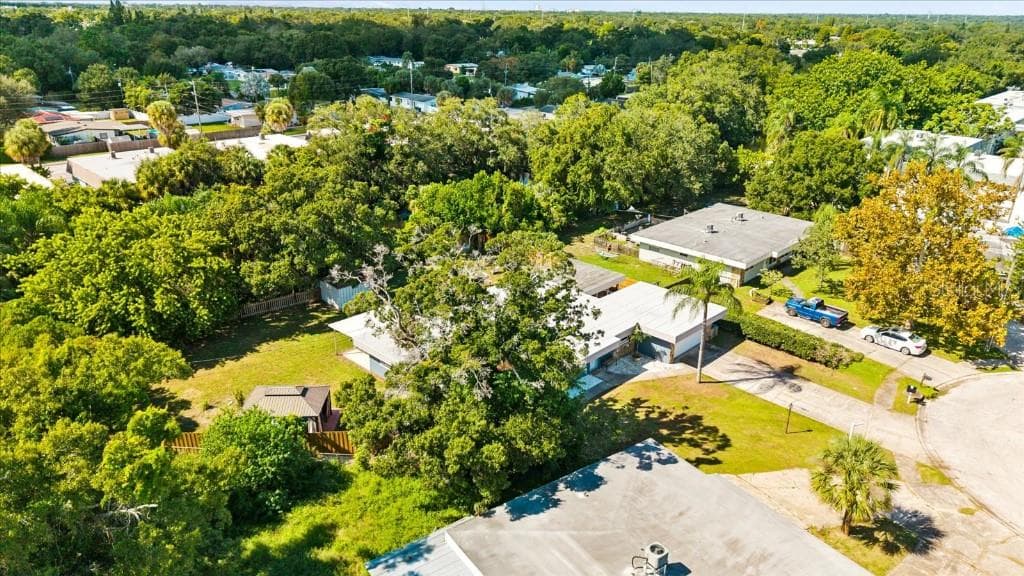 Half Duplex at 3301 SHERWOOD DR, LARGO, photo 46 of 49