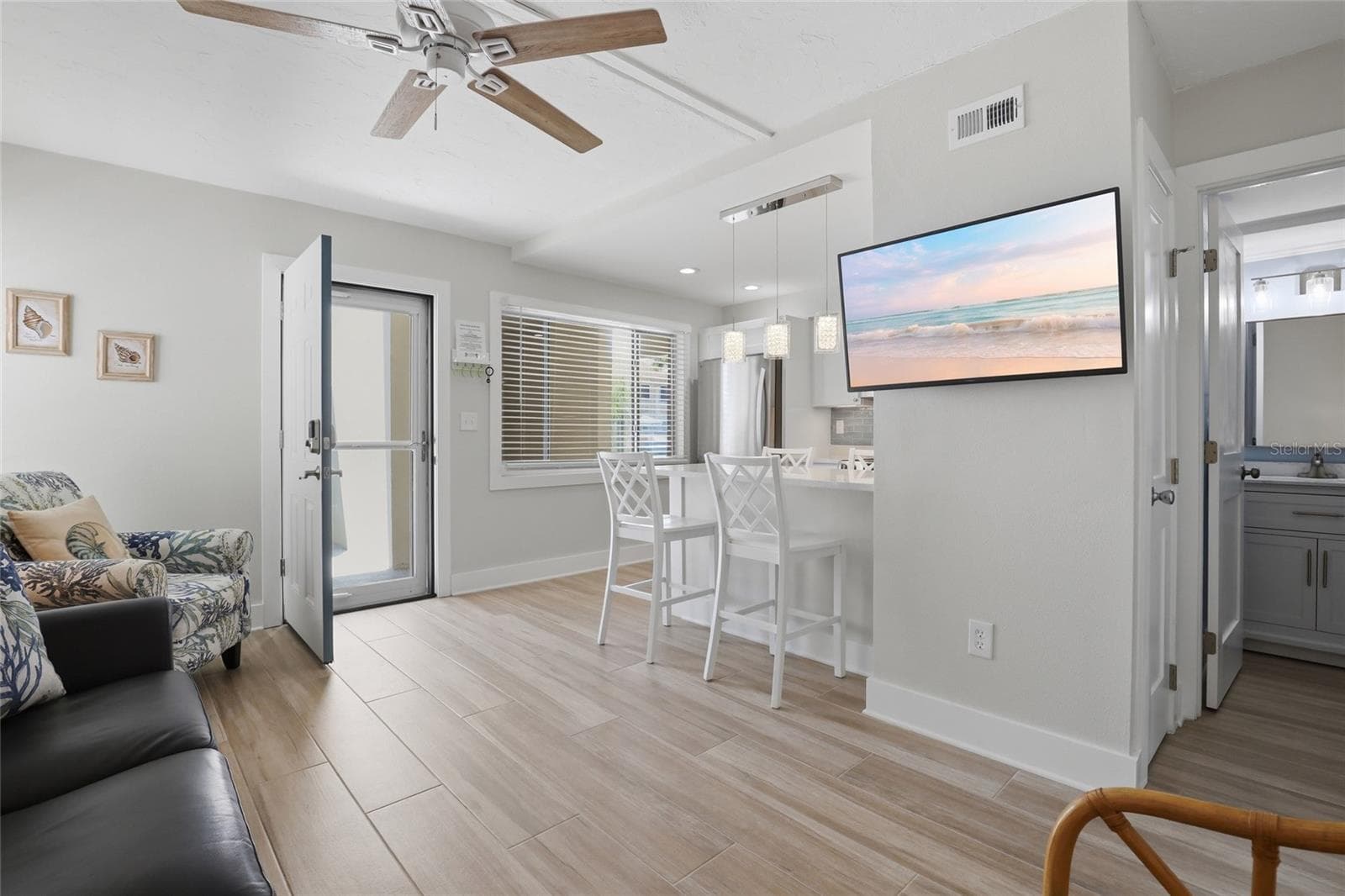 Condominium at 5950 MIDNIGHT PASS RD #101, SARASOTA, photo 4 of 53