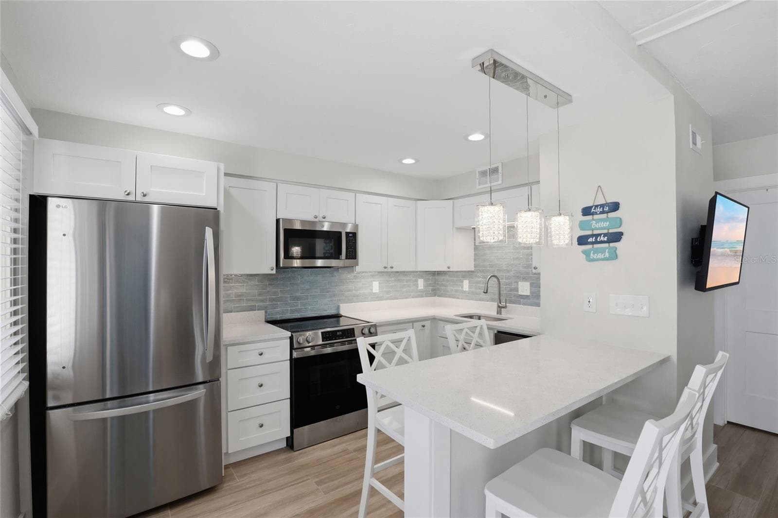Condominium at 5950 MIDNIGHT PASS RD #101, SARASOTA, photo 8 of 53