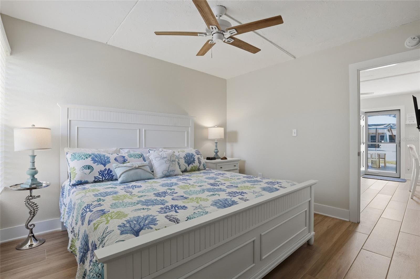 Condominium at 5950 MIDNIGHT PASS RD #101, SARASOTA, photo 14 of 53
