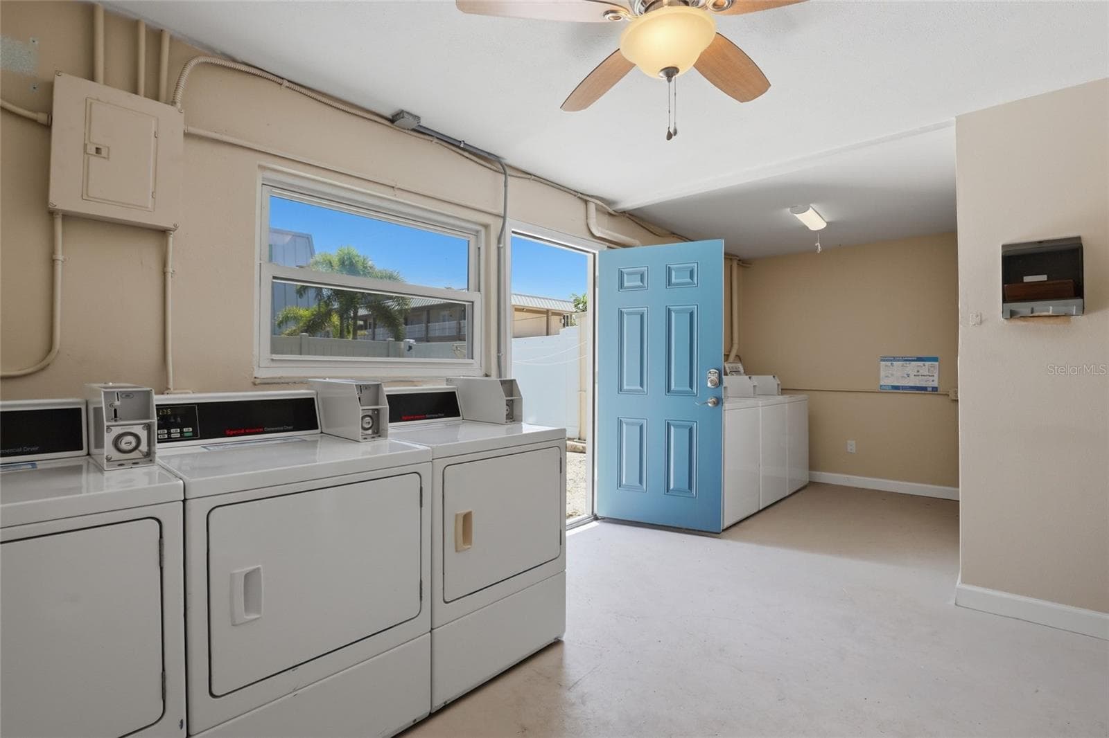 Condominium at 5950 MIDNIGHT PASS RD #101, SARASOTA, photo 23 of 53