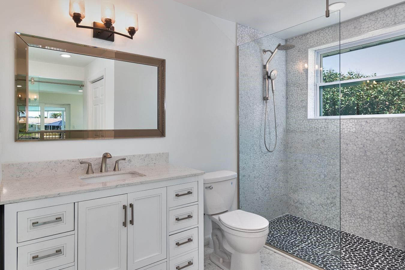 Single Family Residence at 451 PALM IS NE, CLEARWATER BEACH, photo 22 of 39