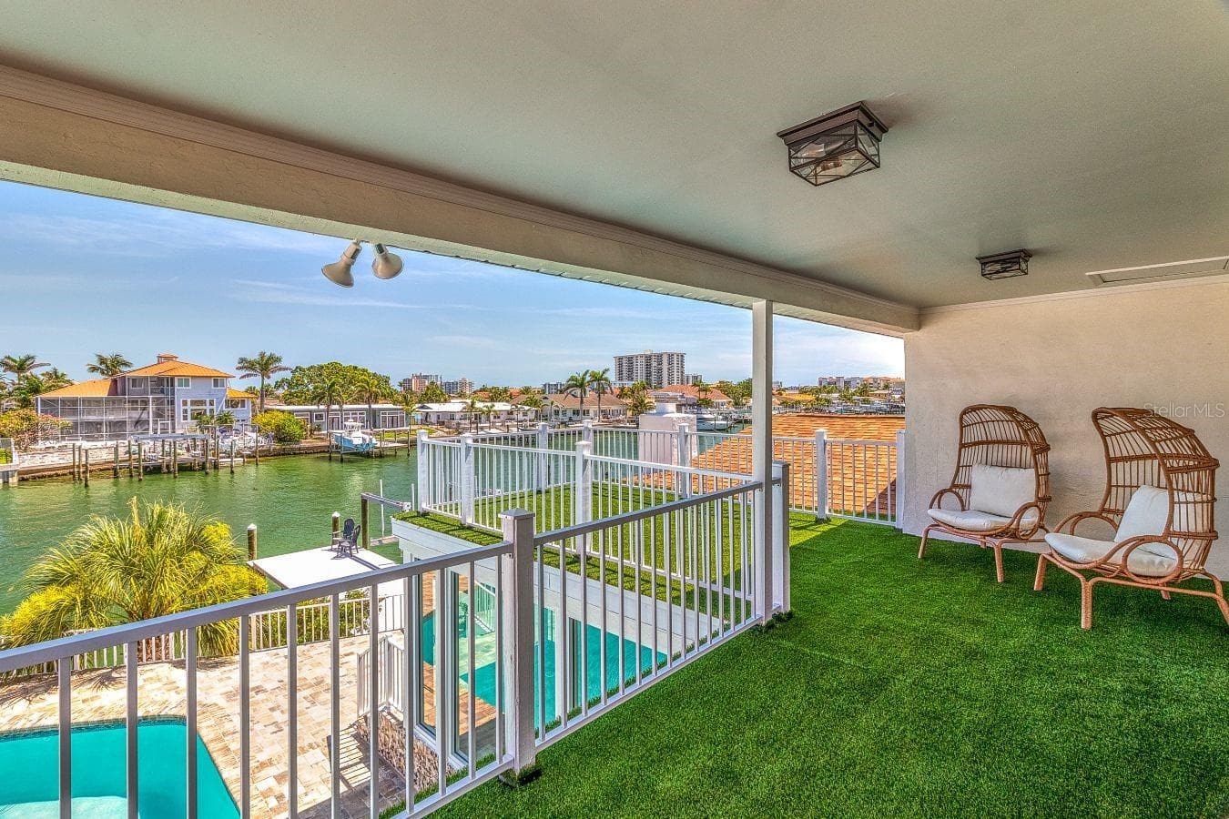 Single Family Residence at 451 PALM IS NE, CLEARWATER BEACH, photo 26 of 39