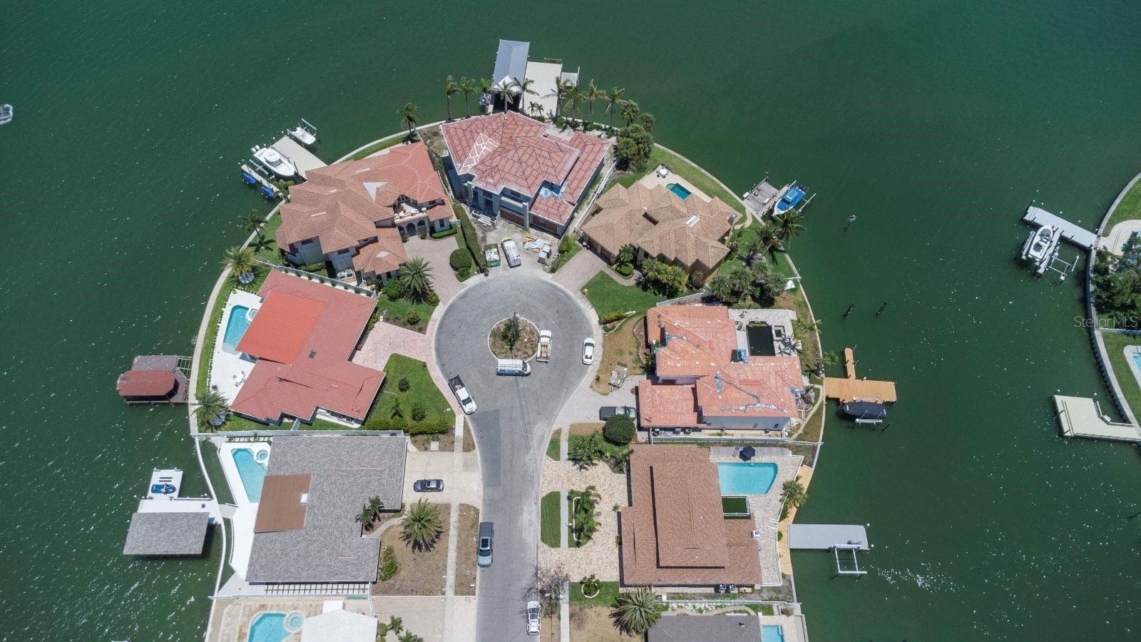 Single Family Residence at 451 PALM IS NE, CLEARWATER BEACH, photo 35 of 39