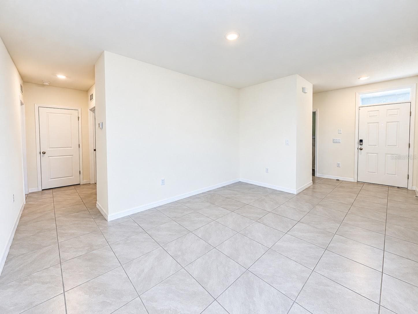 Dining - 17043 OVAL RUM DR, WIMAUMA