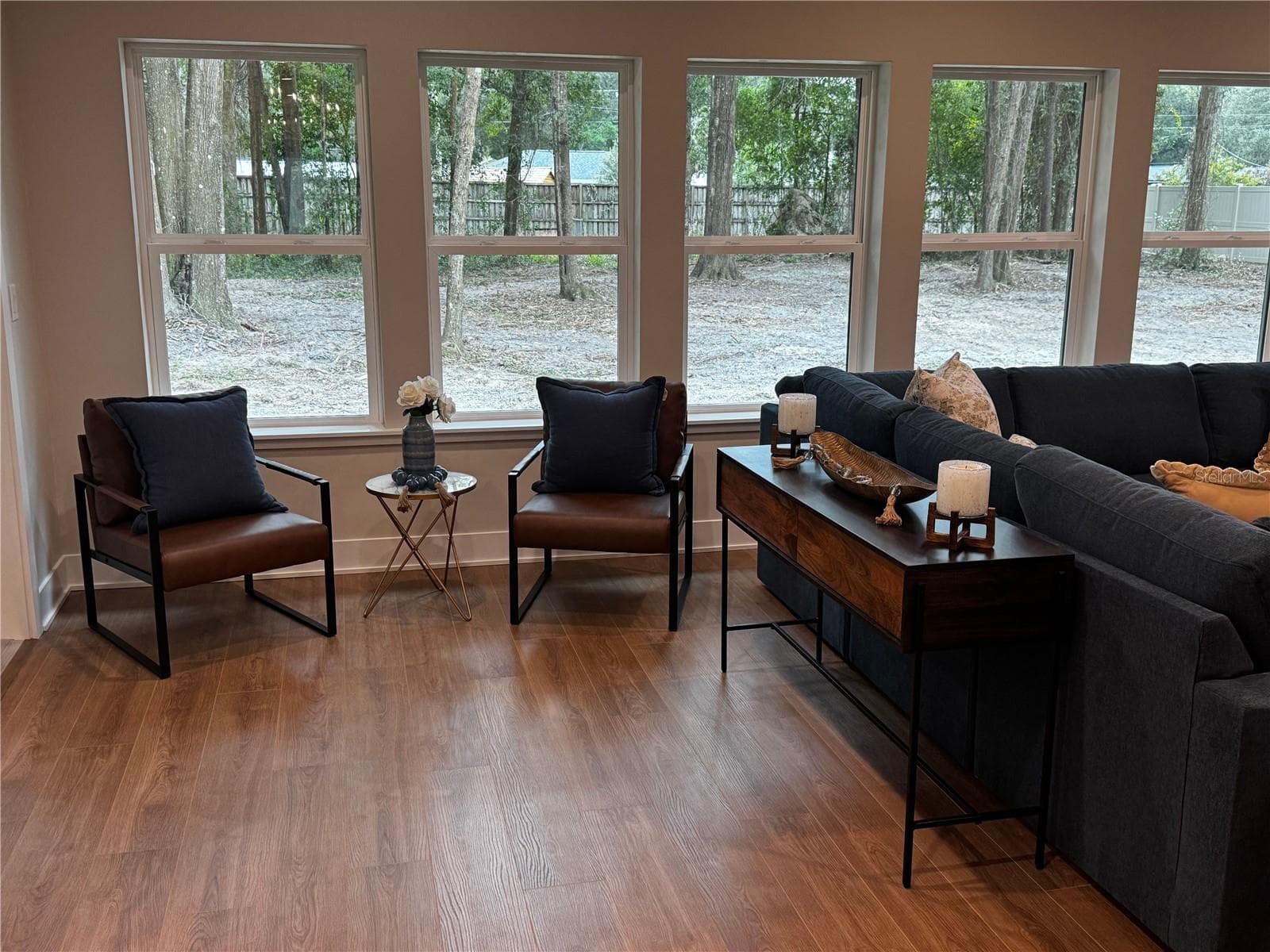 10/19/26 Finished photos living room - 23161 NW 183RD LN, HIGH SPRINGS