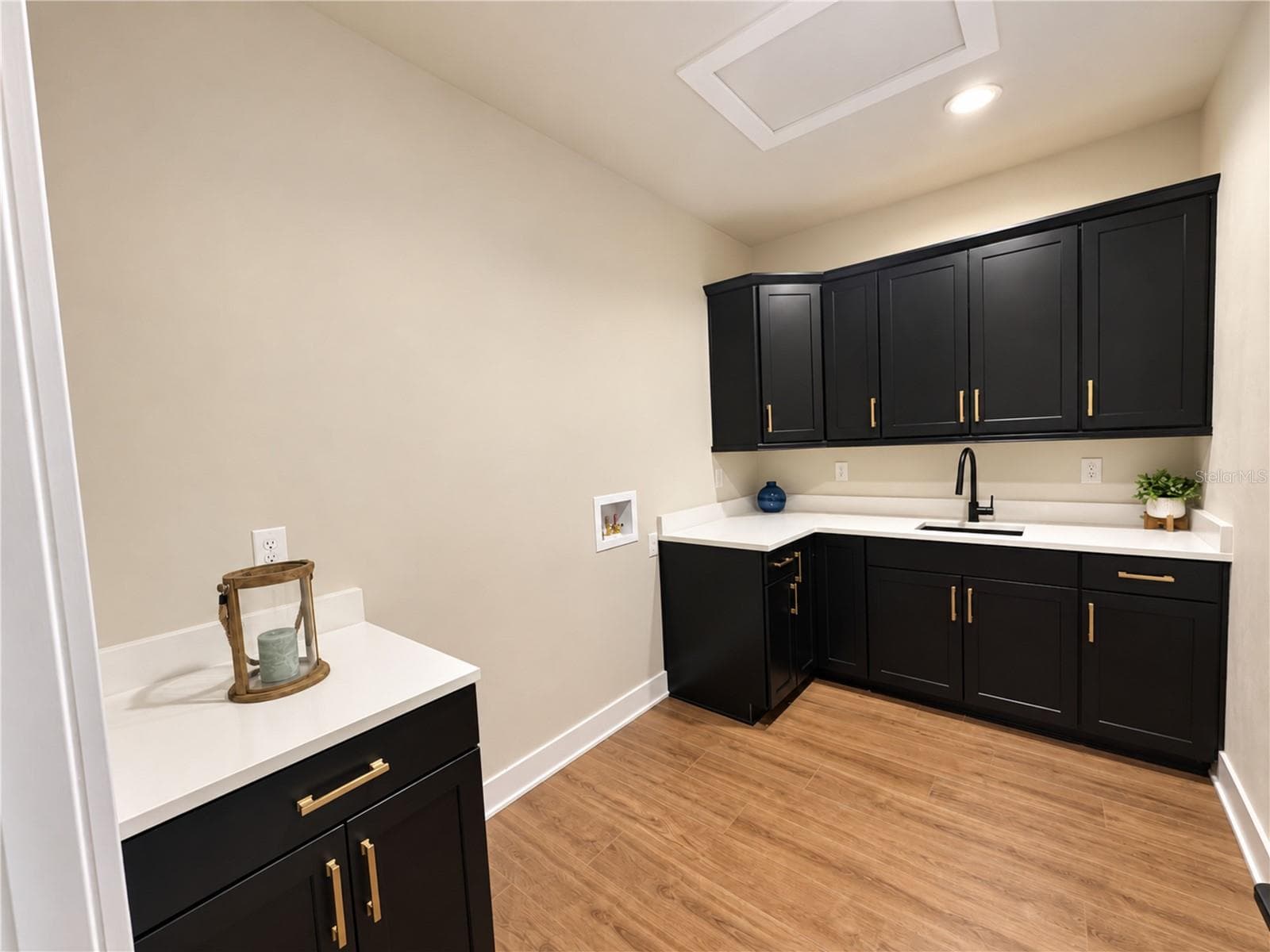 10/19/26 Finished photos laundryn - 23161 NW 183RD LN, HIGH SPRINGS