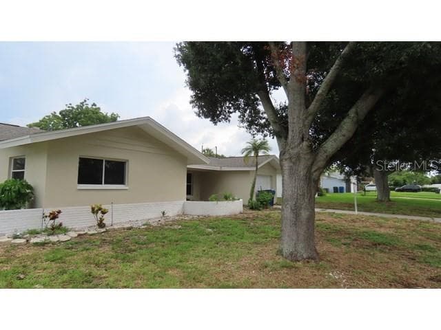 Single Family Residence at 12713 137TH LN, LARGO, photo 2 of 60