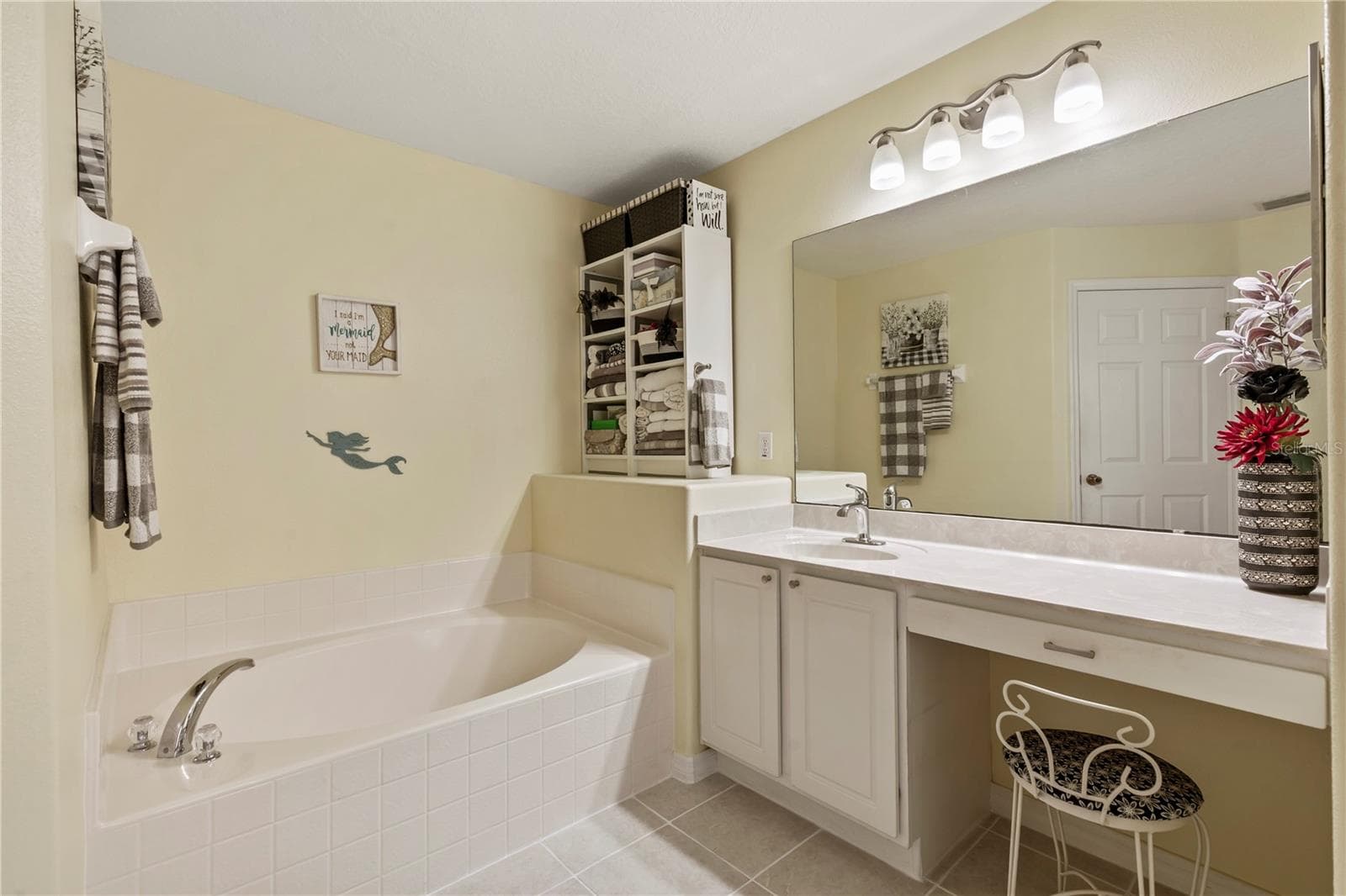 Single Family Residence at 64 LANCELOT DR, PALM COAST, photo 36 of 57