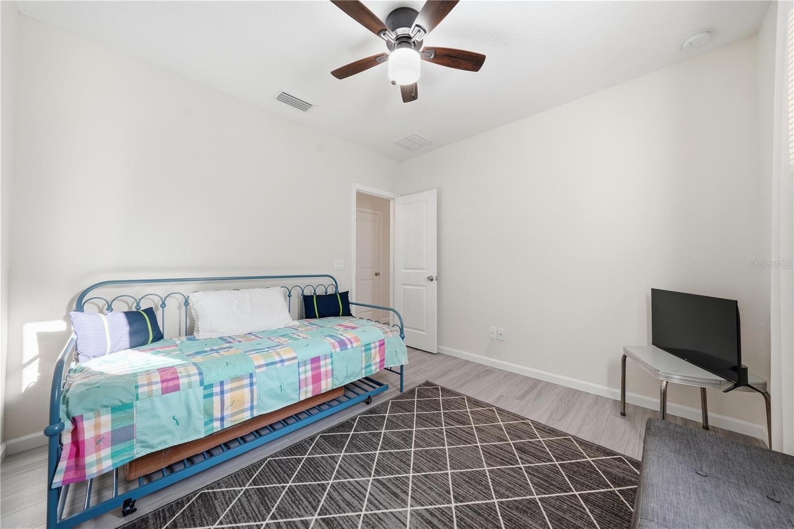 bedroom 2 - 1911 VIRGINIA AVE, EUSTIS