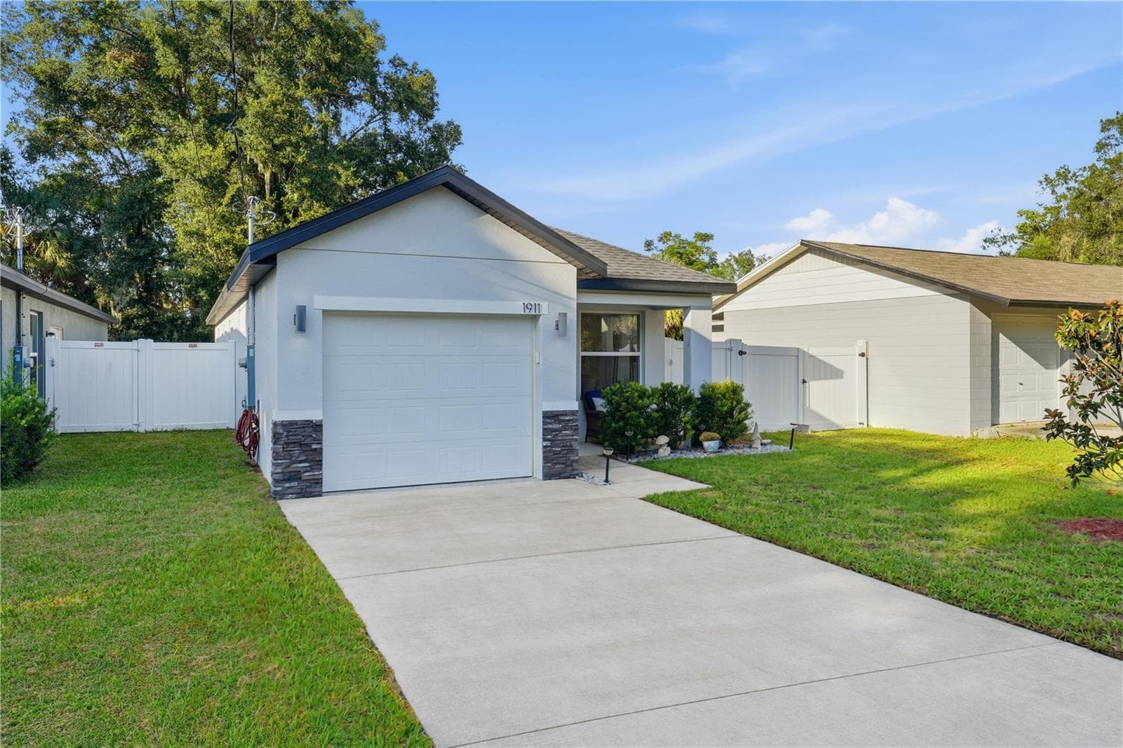 Single Family Residence at 1911 VIRGINIA AVE, EUSTIS, photo 31 of 39