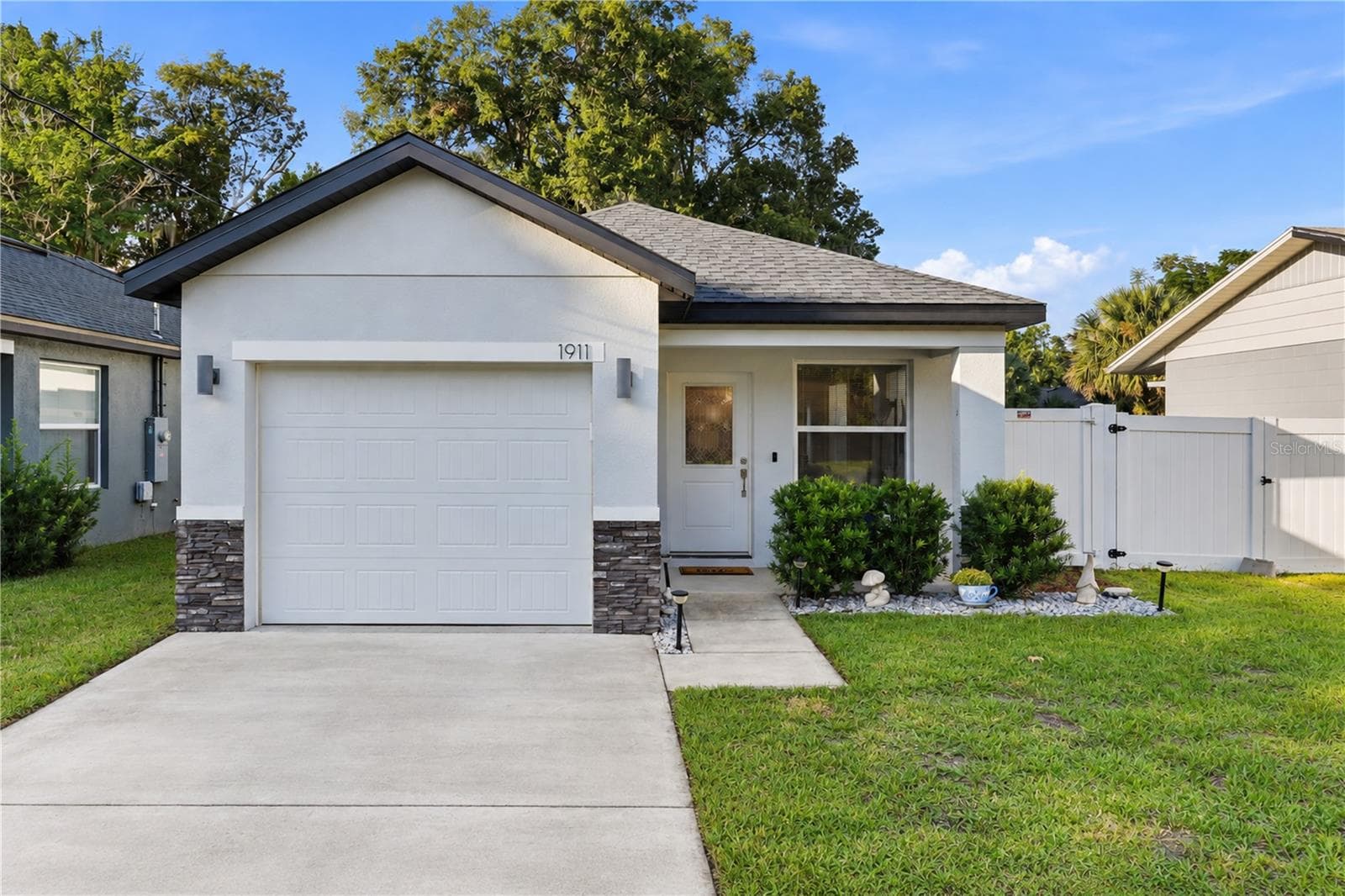 Single Family Residence at 1911 VIRGINIA AVE, EUSTIS, photo 32 of 39