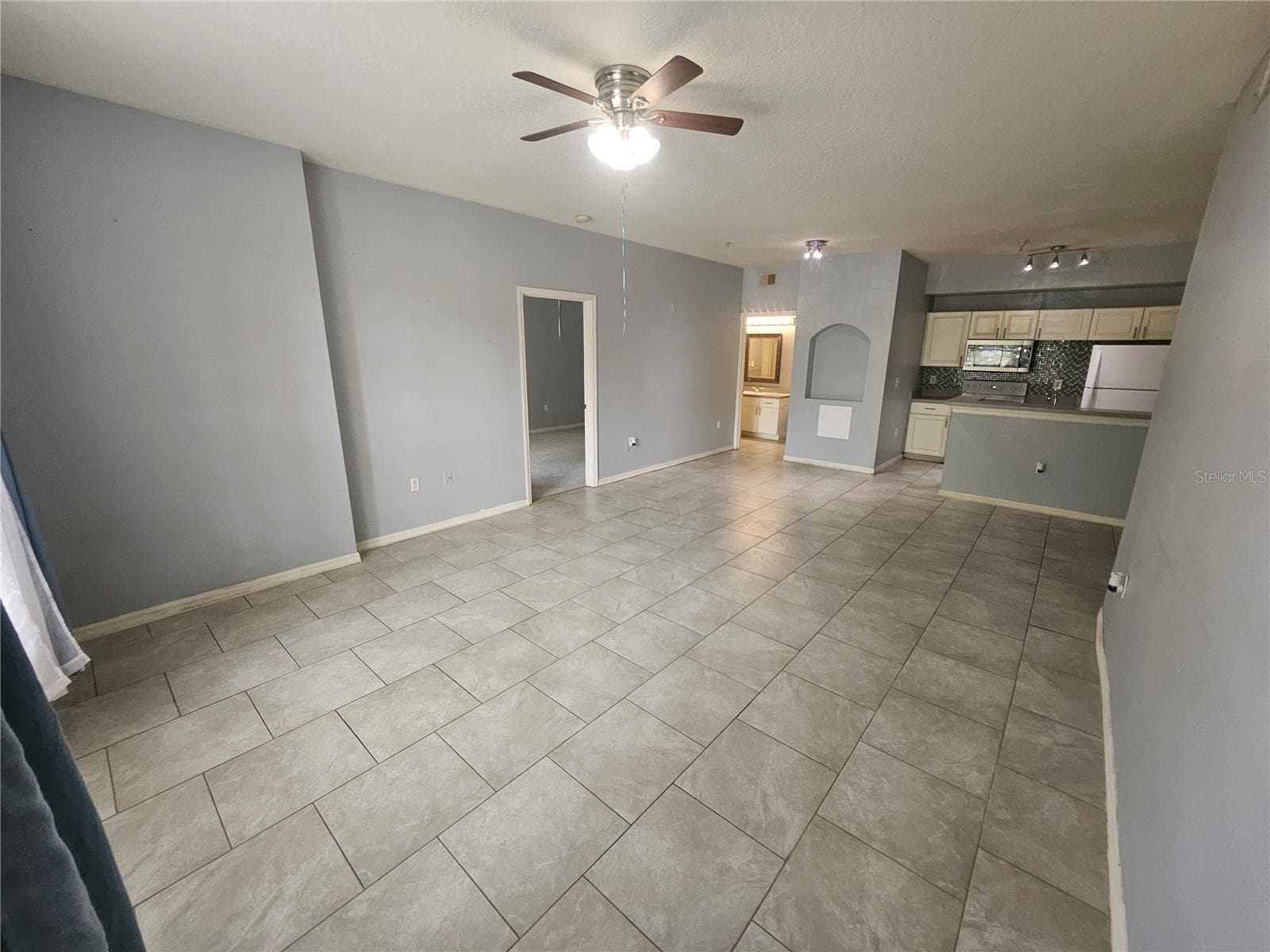 Condominium at 5512 METROWEST BLVD #12-109, ORLANDO, photo 6 of 33