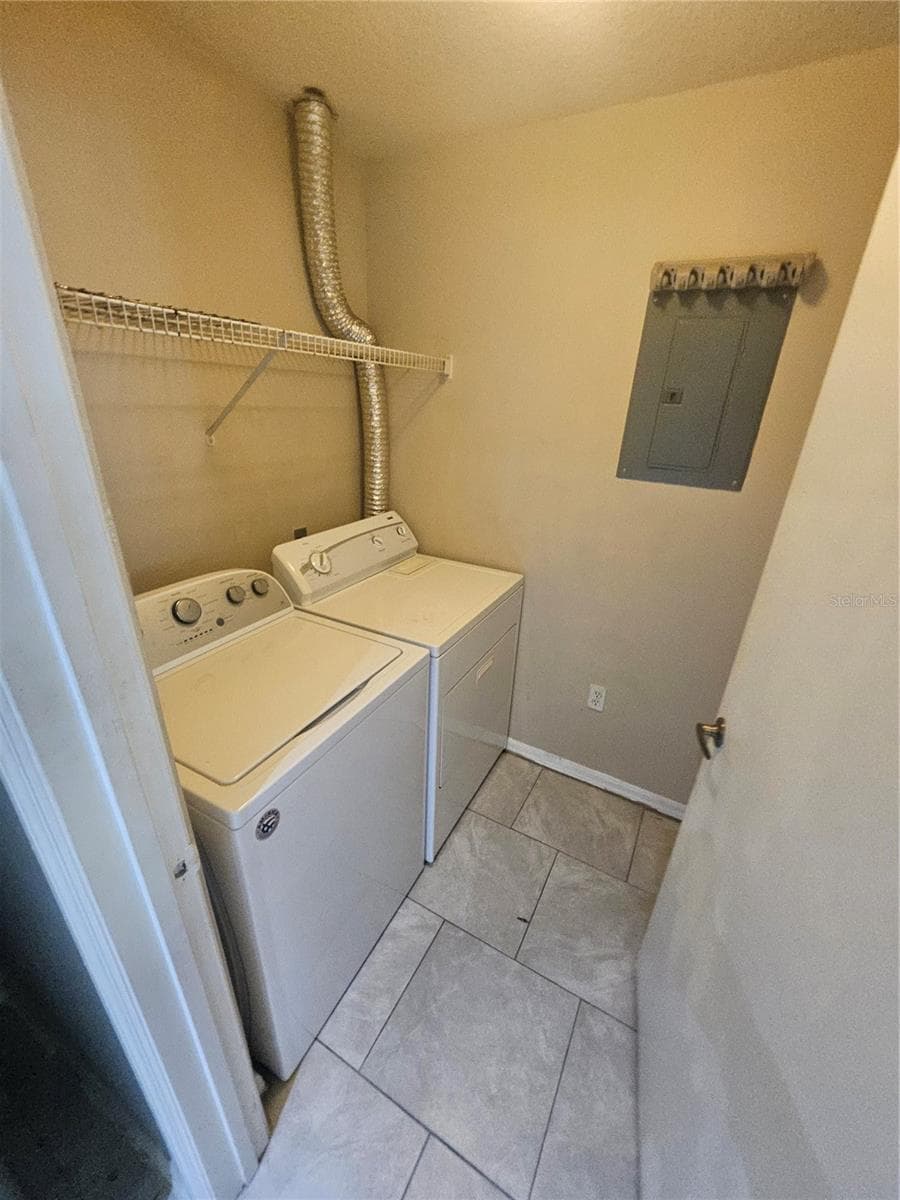 Condominium at 5512 METROWEST BLVD #12-109, ORLANDO, photo 13 of 33