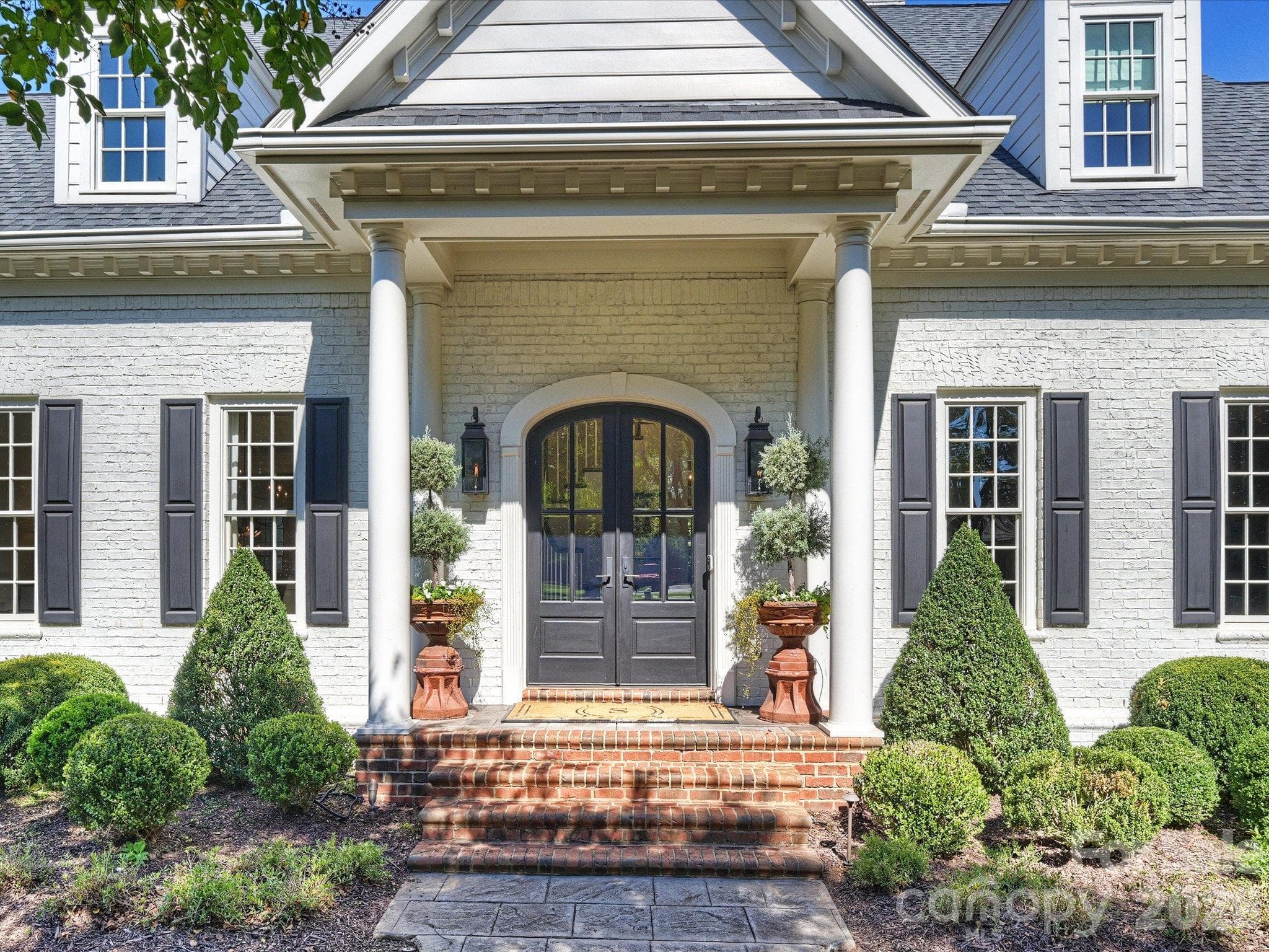 Single Family Residence at 3601 Hampton Manor Drive, Charlotte, photo 3 of 48