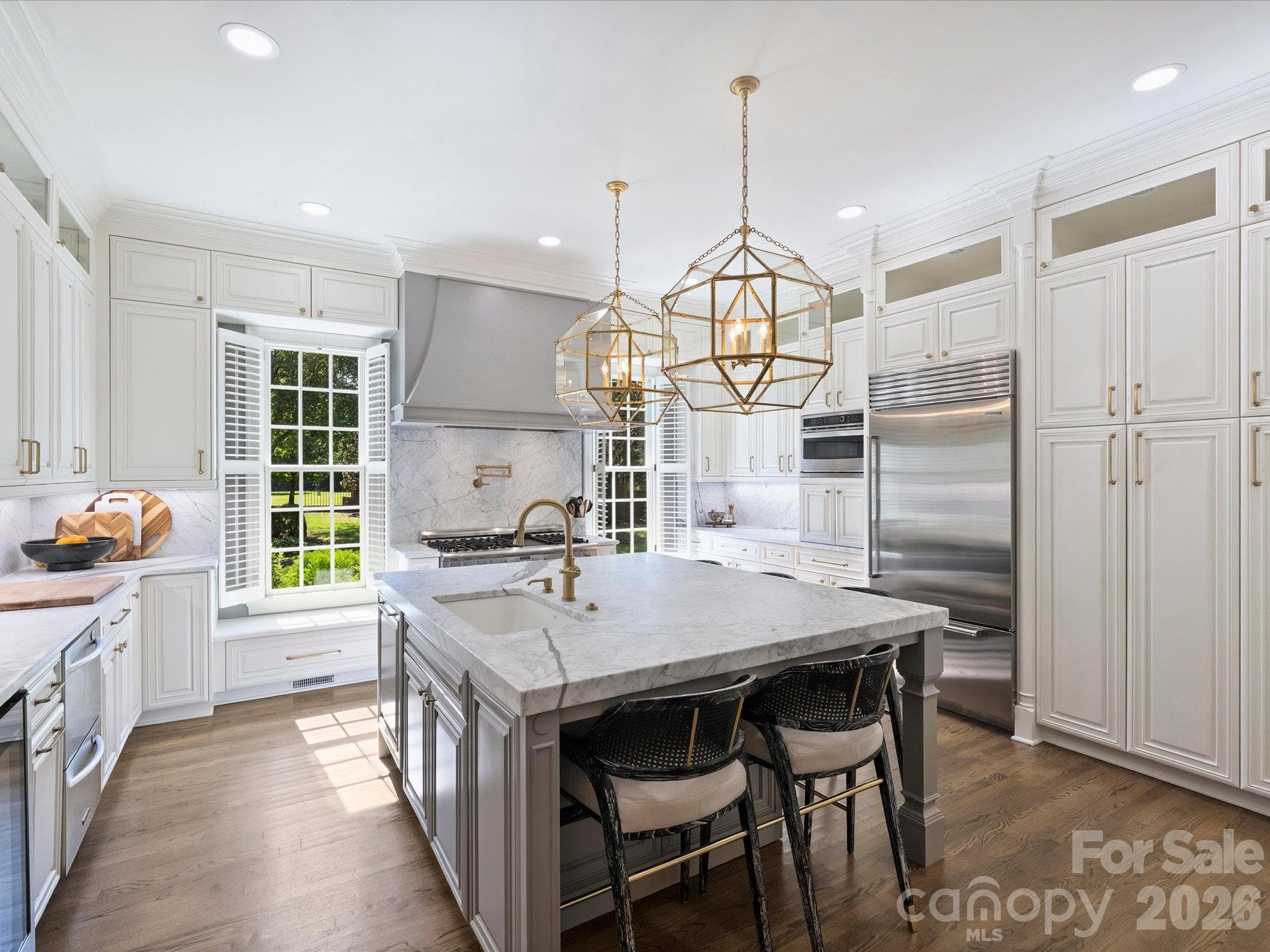 Single Family Residence at 3601 Hampton Manor Drive, Charlotte, photo 12 of 48