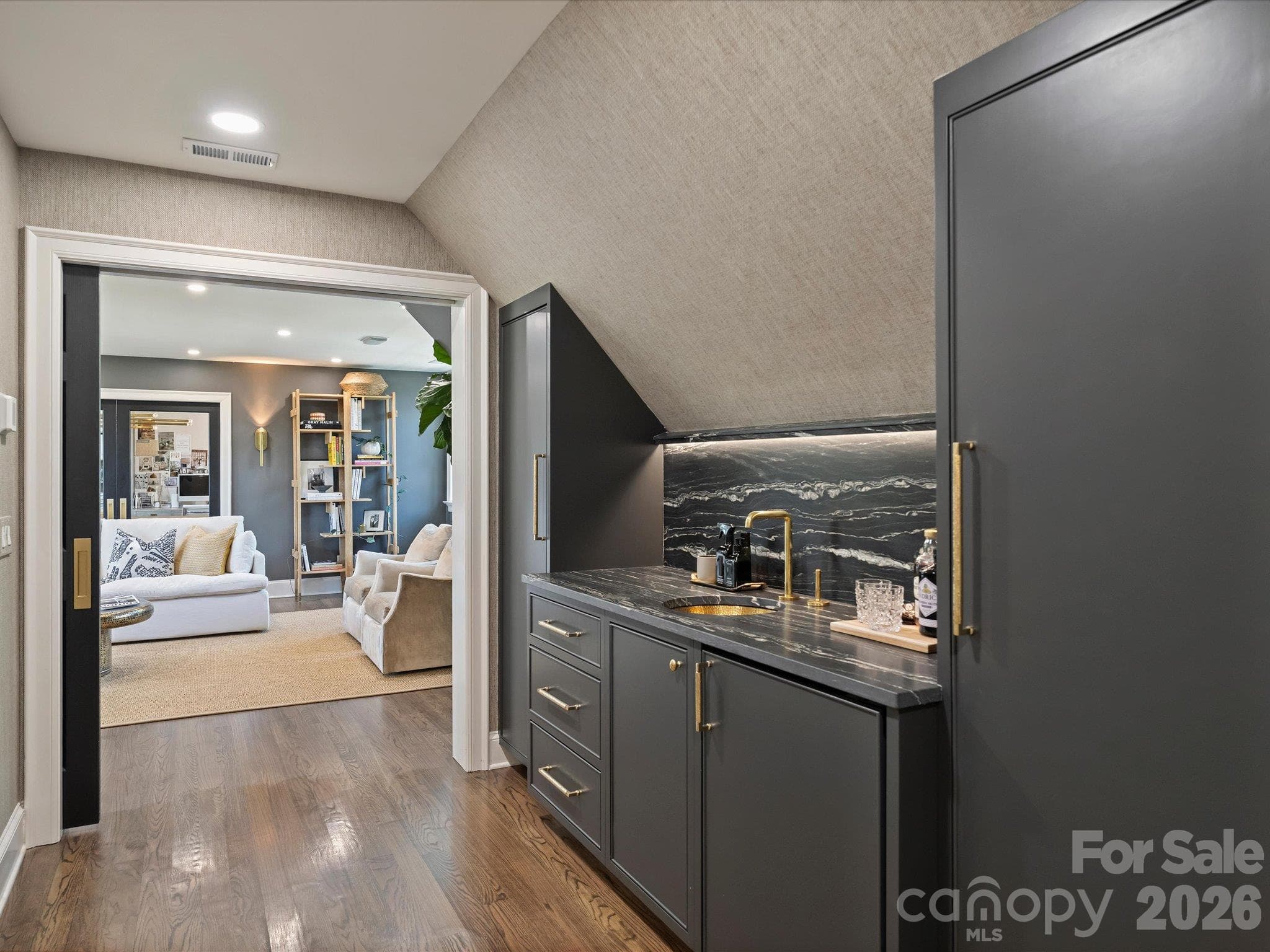 Single Family Residence at 3601 Hampton Manor Drive, Charlotte, photo 29 of 48